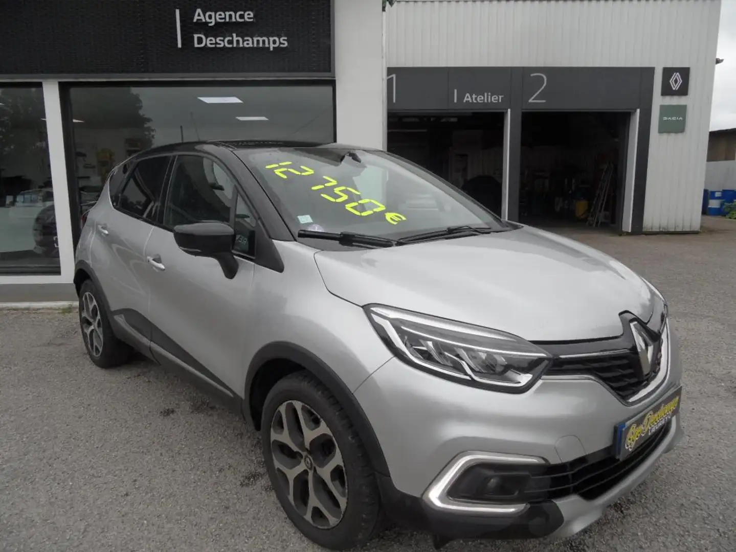Renault Captur - 1