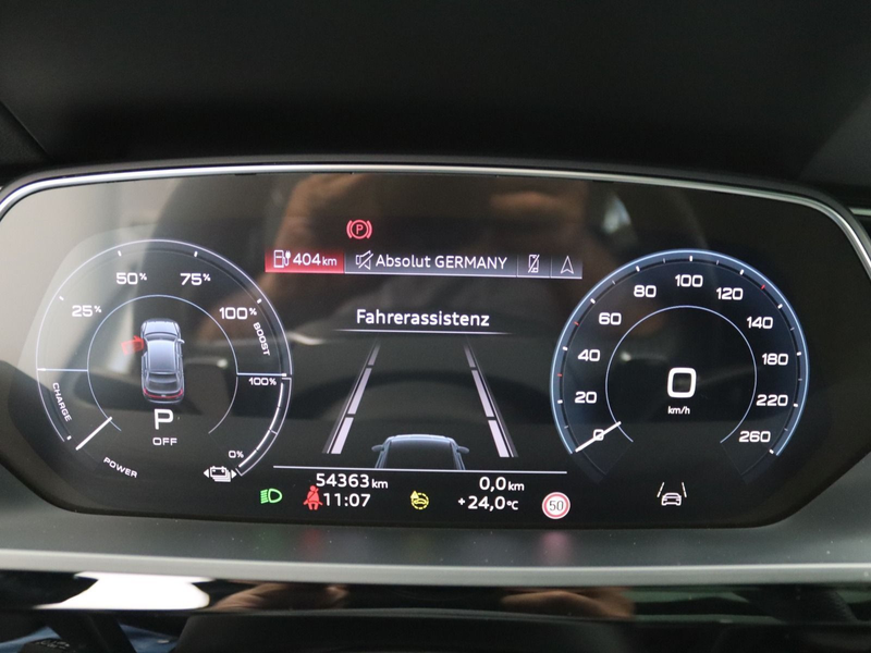Audi Q8 e-tron S-Line 55 quattro/ Pano, AHK — photo 6