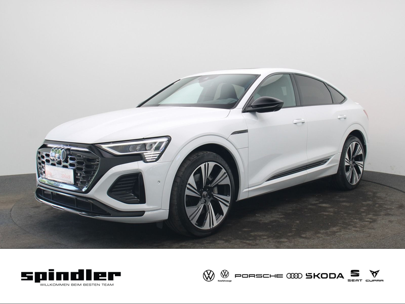 Audi Q8 e-tron S-Line 55 quattro/ Pano, AHK