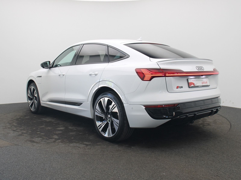 Audi Q8 e-tron S-Line 55 quattro/ Pano, AHK — photo 5
