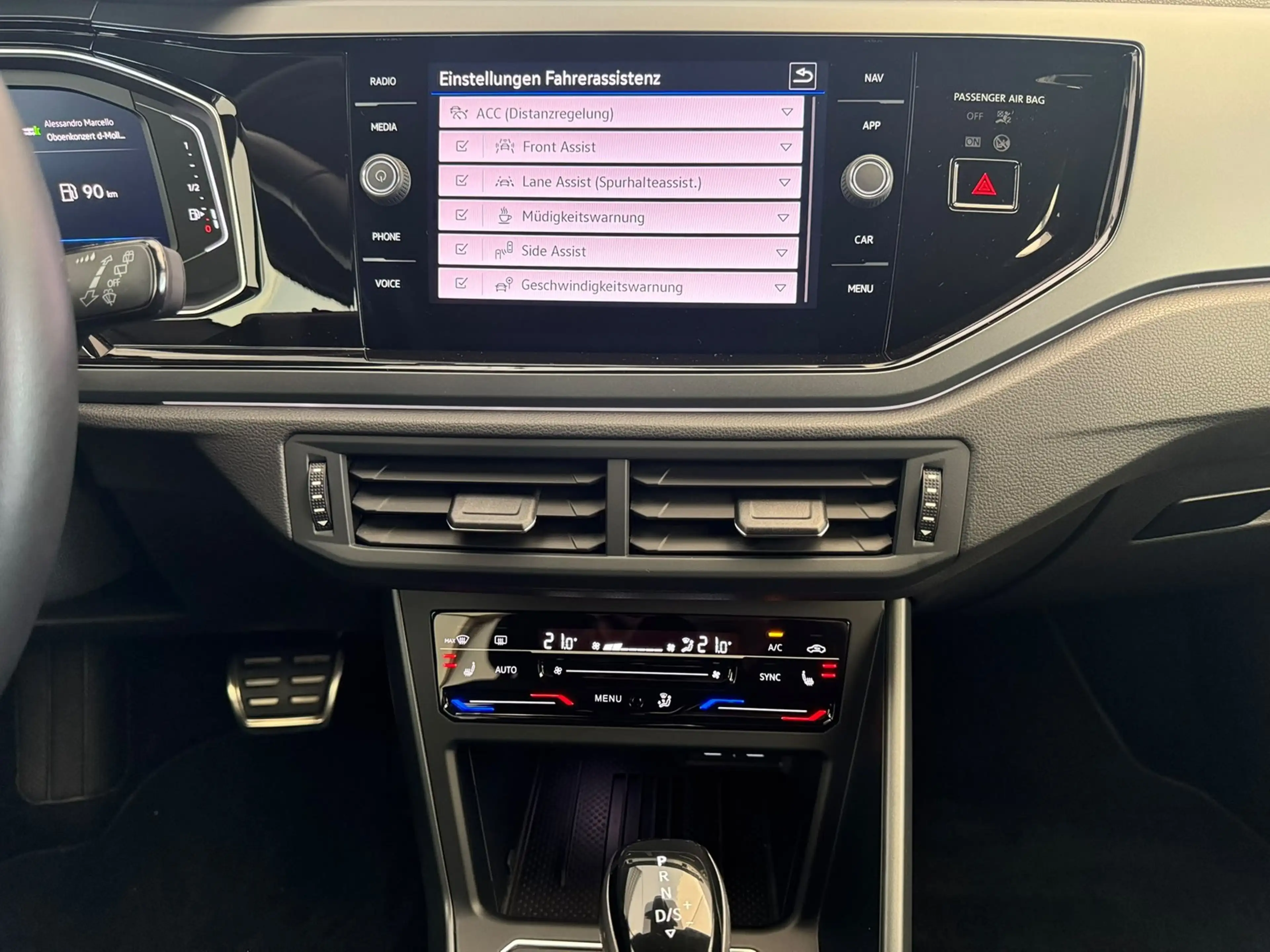 Volkswagen Polo R-Line 1.0TSI DSG+KAMERA+ACC+NAVI+KEYLESS — photo 4