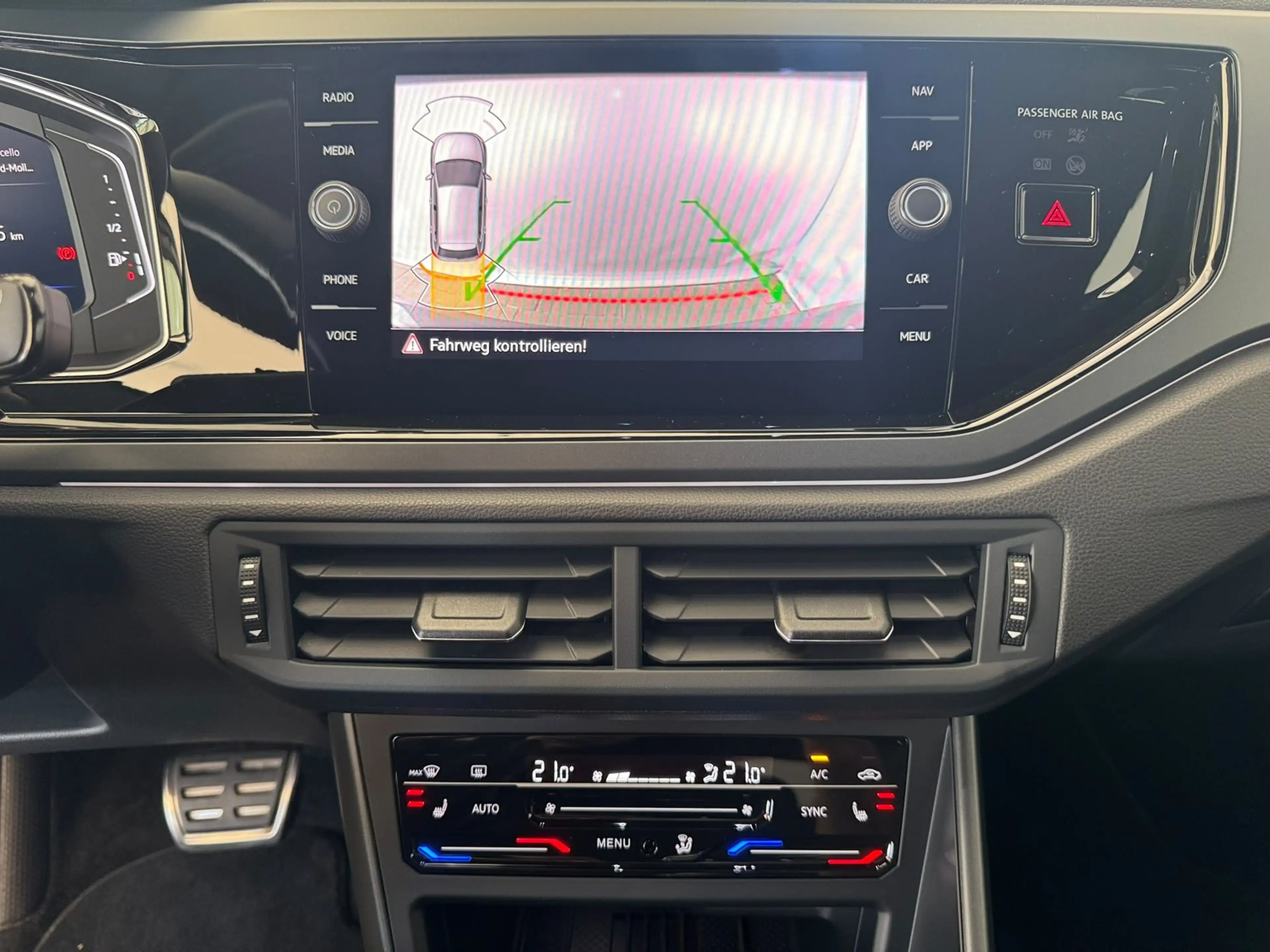 Volkswagen Polo R-Line 1.0TSI DSG+KAMERA+ACC+NAVI+KEYLESS — photo 3