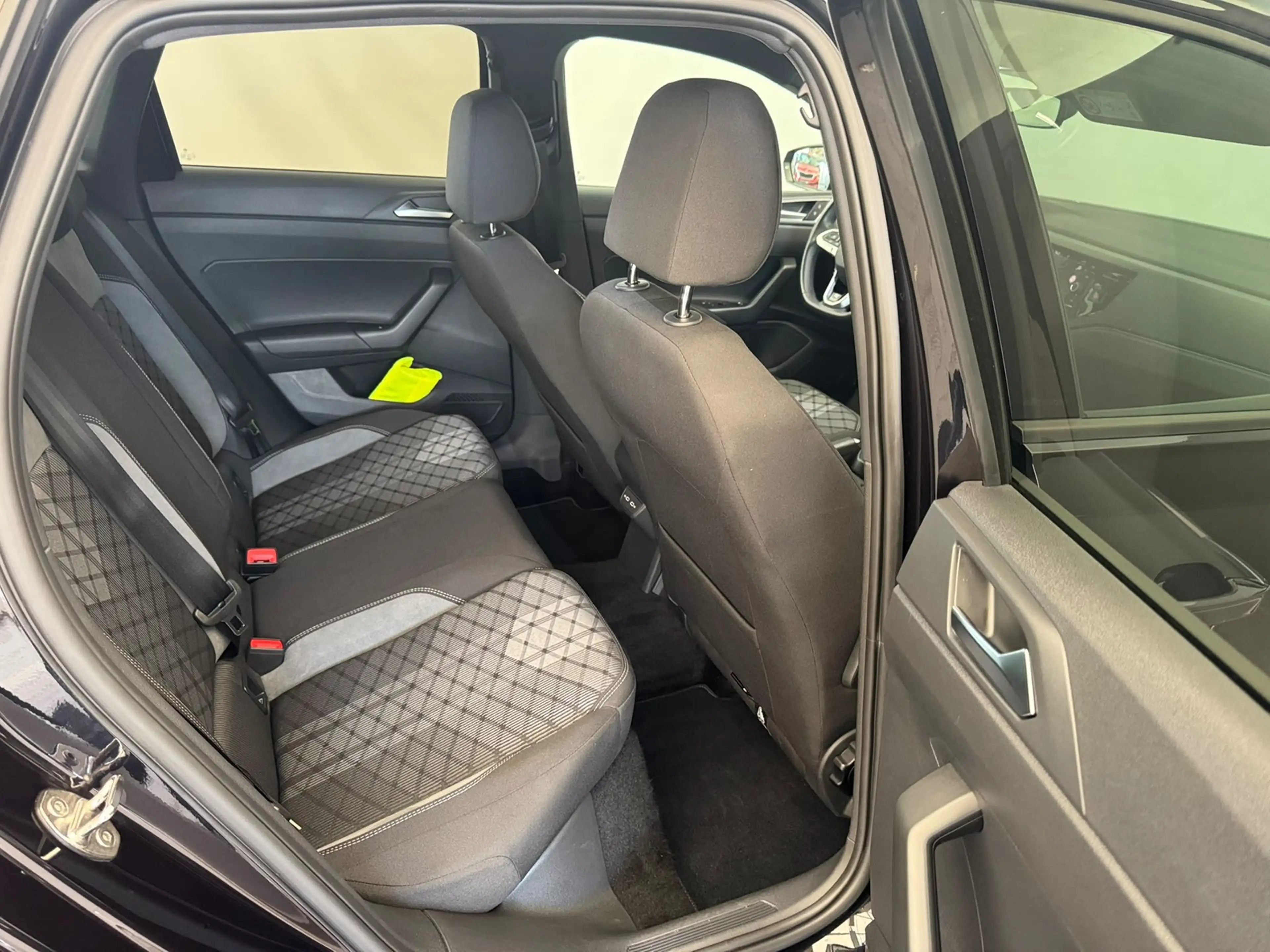 Volkswagen Polo R-Line 1.0TSI DSG+KAMERA+ACC+NAVI+KEYLESS — photo 15