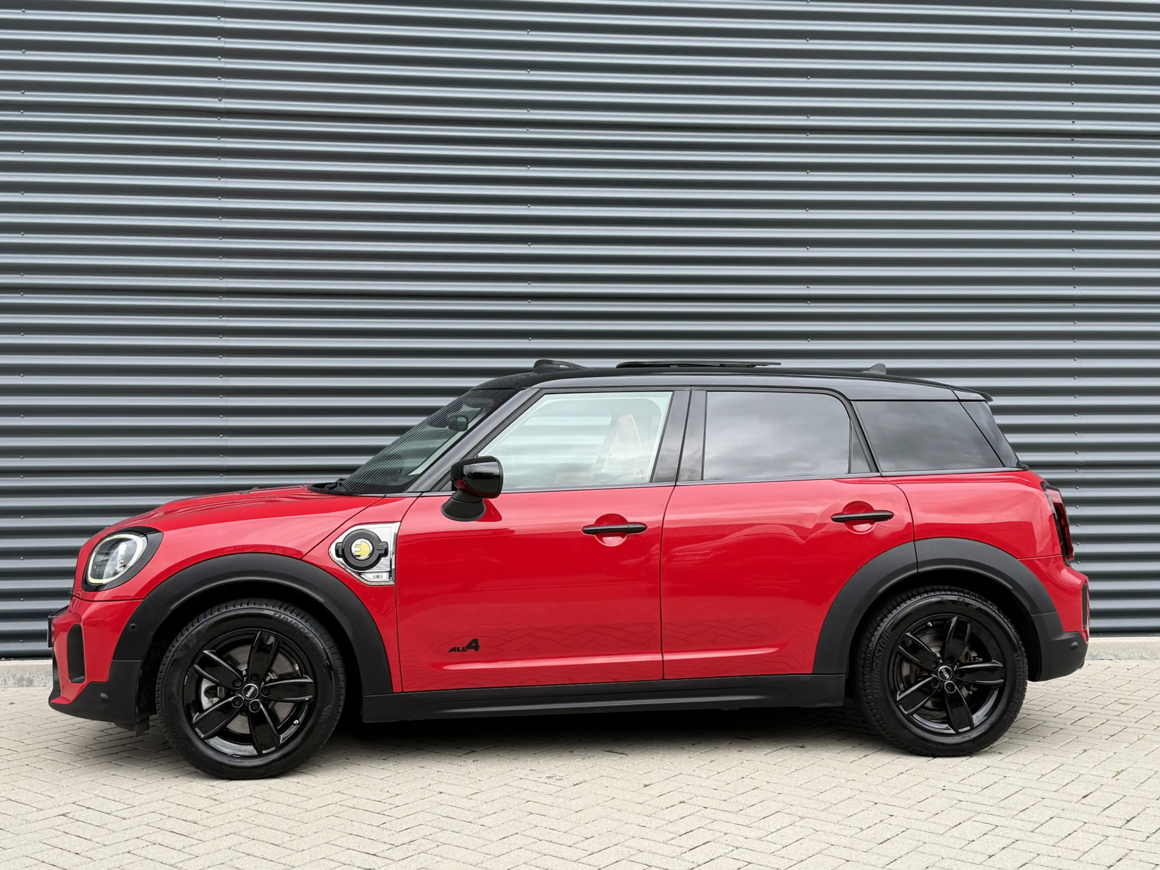 MINI Cooper SE Countryman 1.5 ALL4 Pano/Leder/H&K/Camera — photo 4