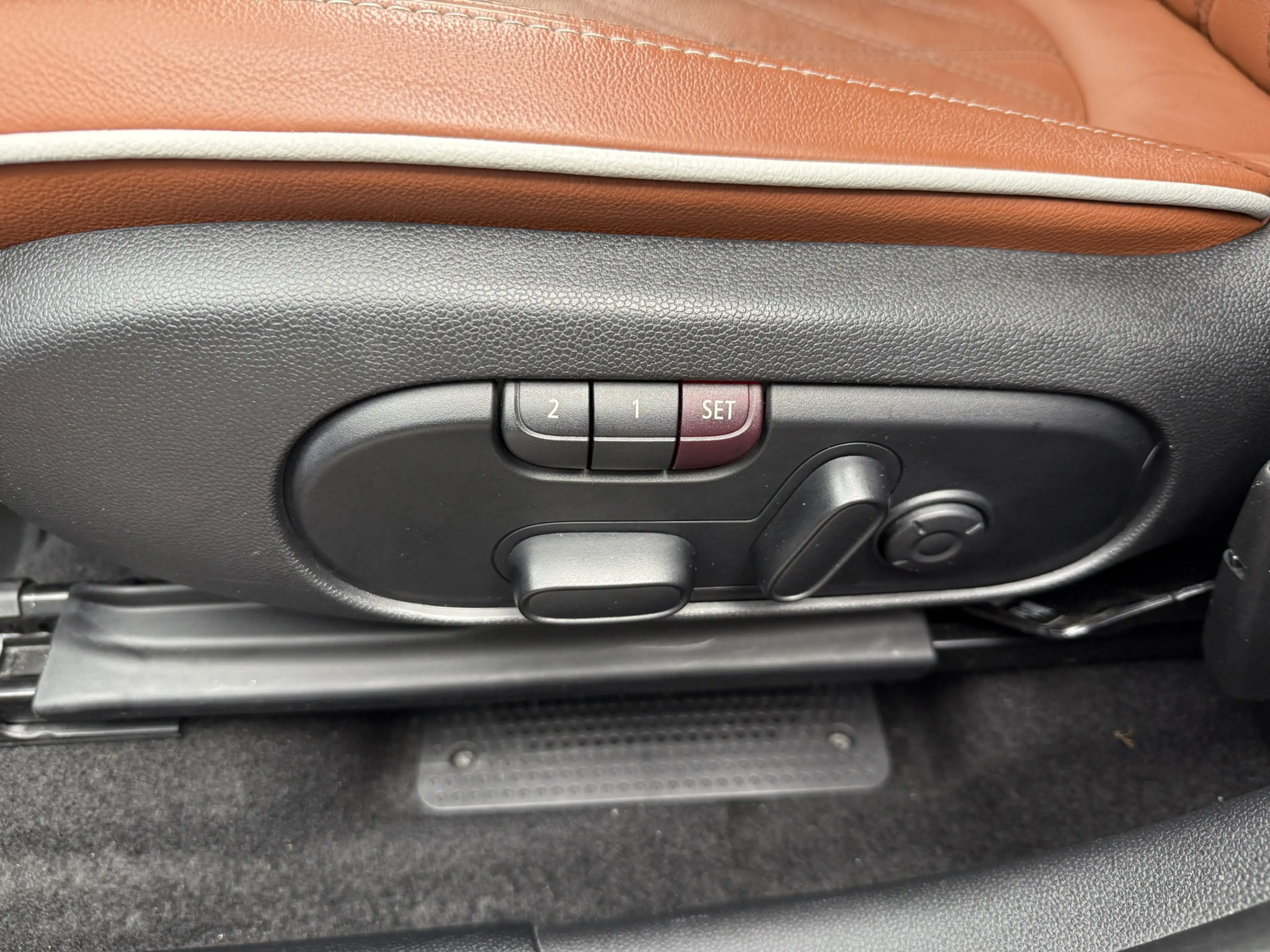 MINI Cooper SE Countryman 1.5 ALL4 Pano/Leder/H&K/Camera — photo 9