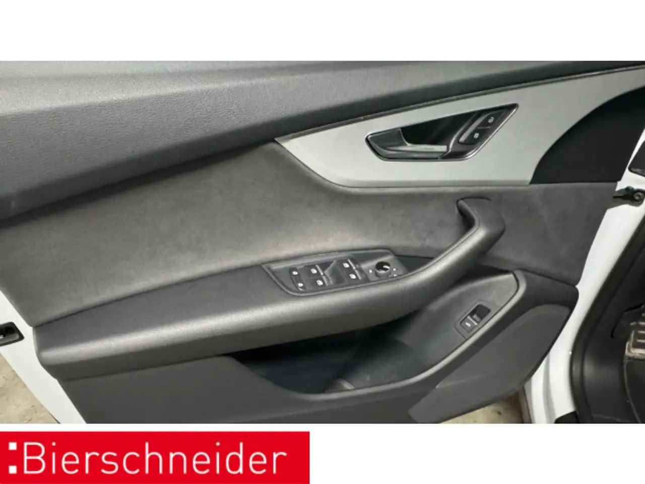 Audi Q8 50 TDI qu 3x S line PANO MATRIX HuD AHK 9