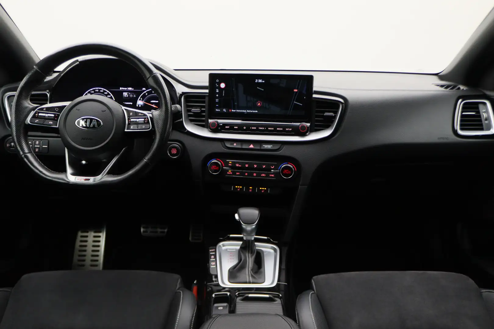 Kia Ceed / cee'd 1.4 T-GDI GT-Line Automaat Panoramadak, LED, Camer Grijs - 2