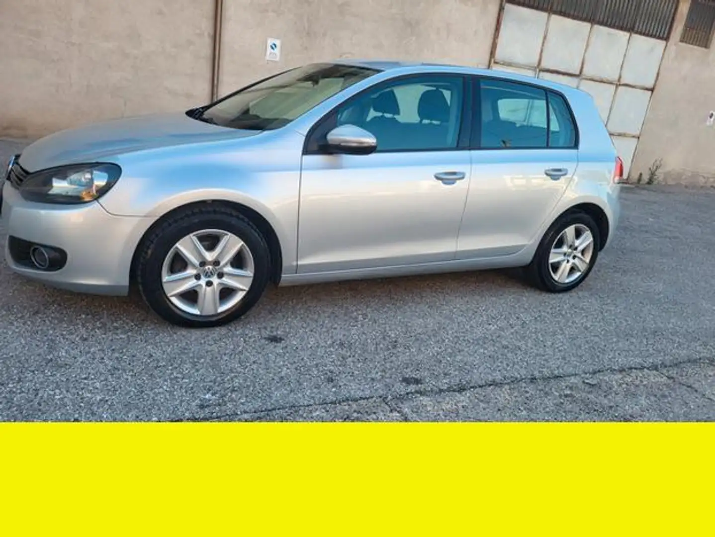 Volkswagen Golf - 2