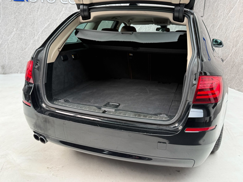 BMW 528 5-serie Touring 528xi M Sport Edition 245 PK / HUD — photo 9