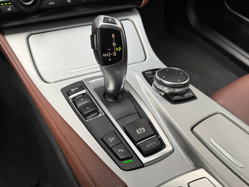 BMW 528 5-serie Touring 528xi M Sport Edition 245 PK / HUD — photo 14