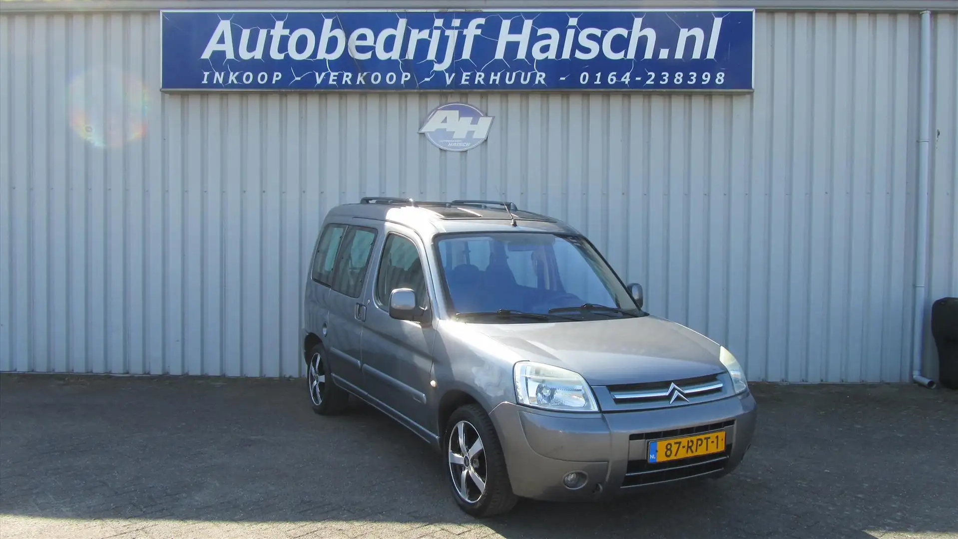 Citroen Berlingo 1.4 I Gri - 1