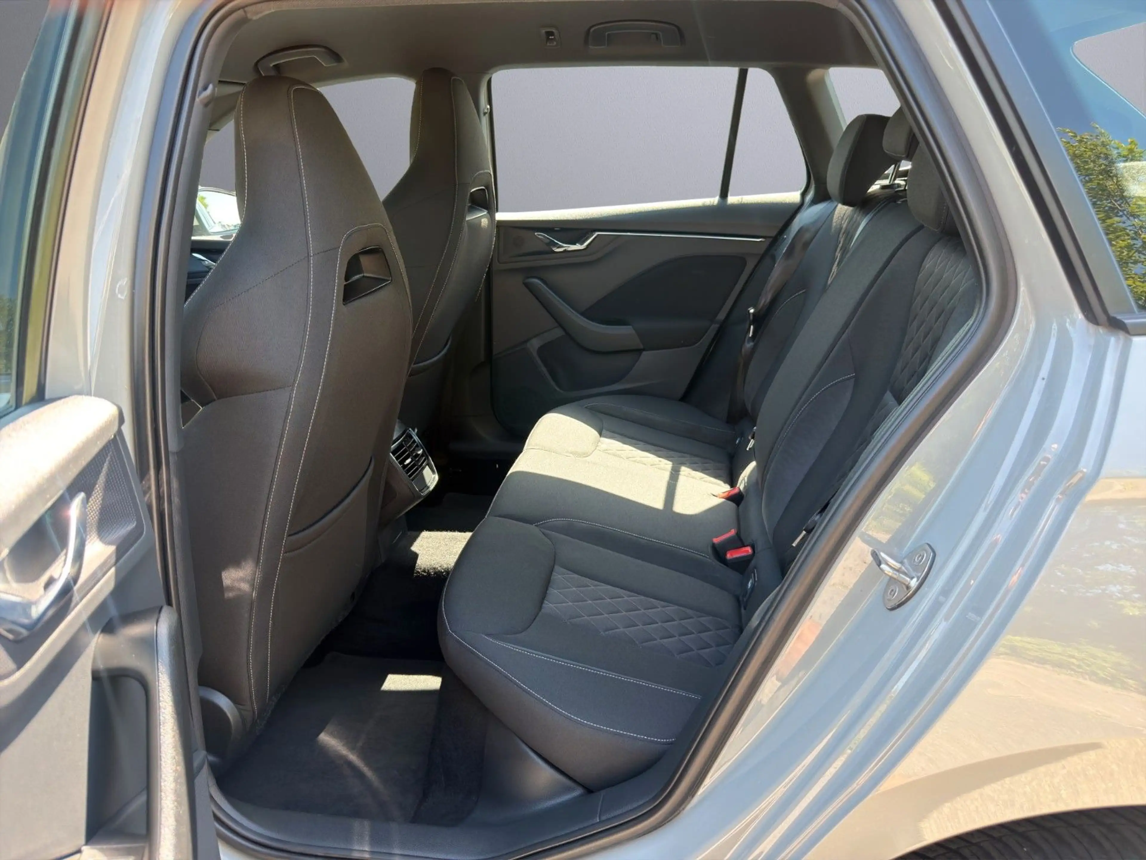 Skoda Kamiq Style DSG/LED/ACC/CarPlay/Virtual/Sound — photo 10