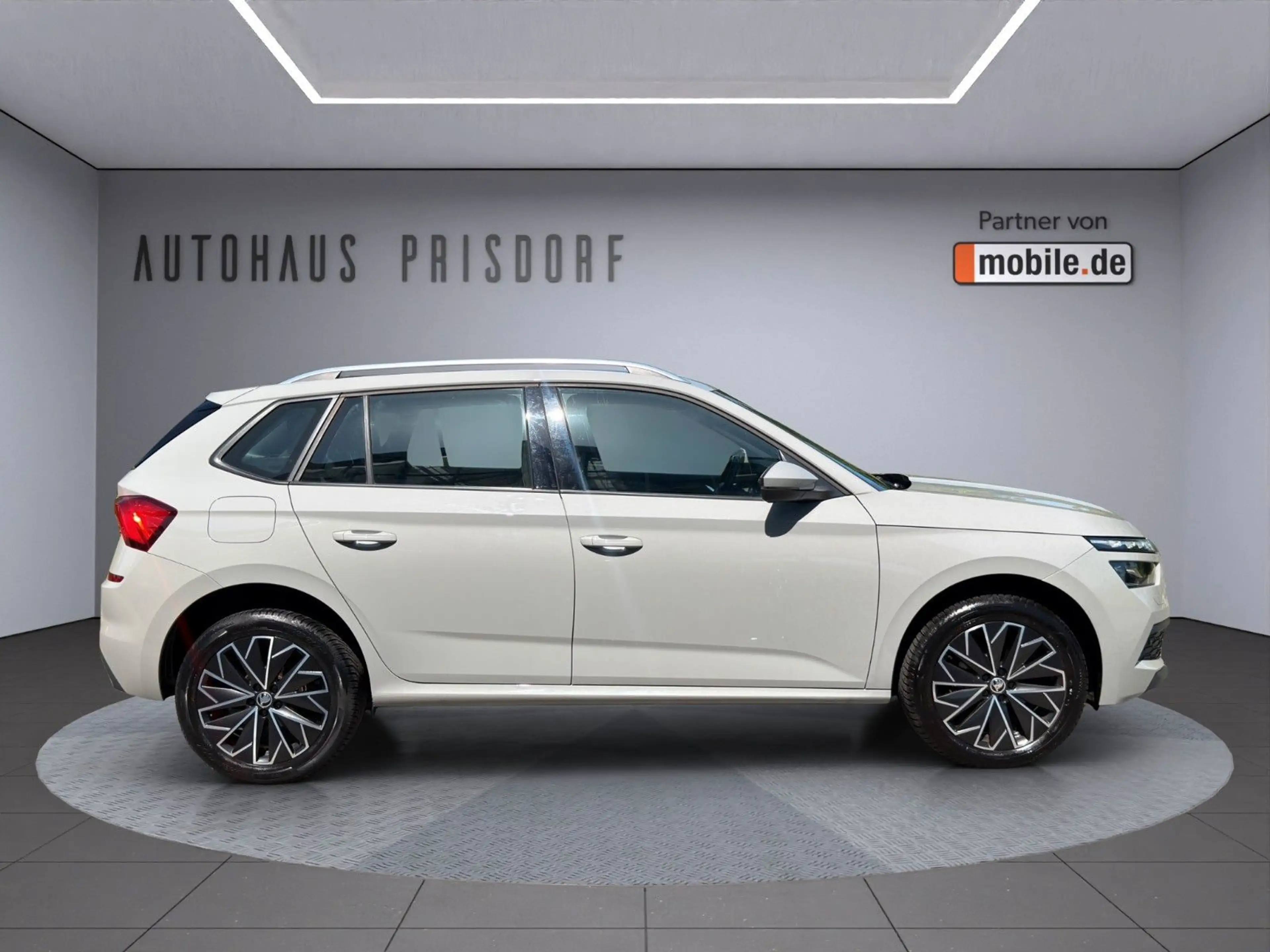 Skoda Kamiq Style DSG/LED/ACC/CarPlay/Virtual/Sound — photo 4