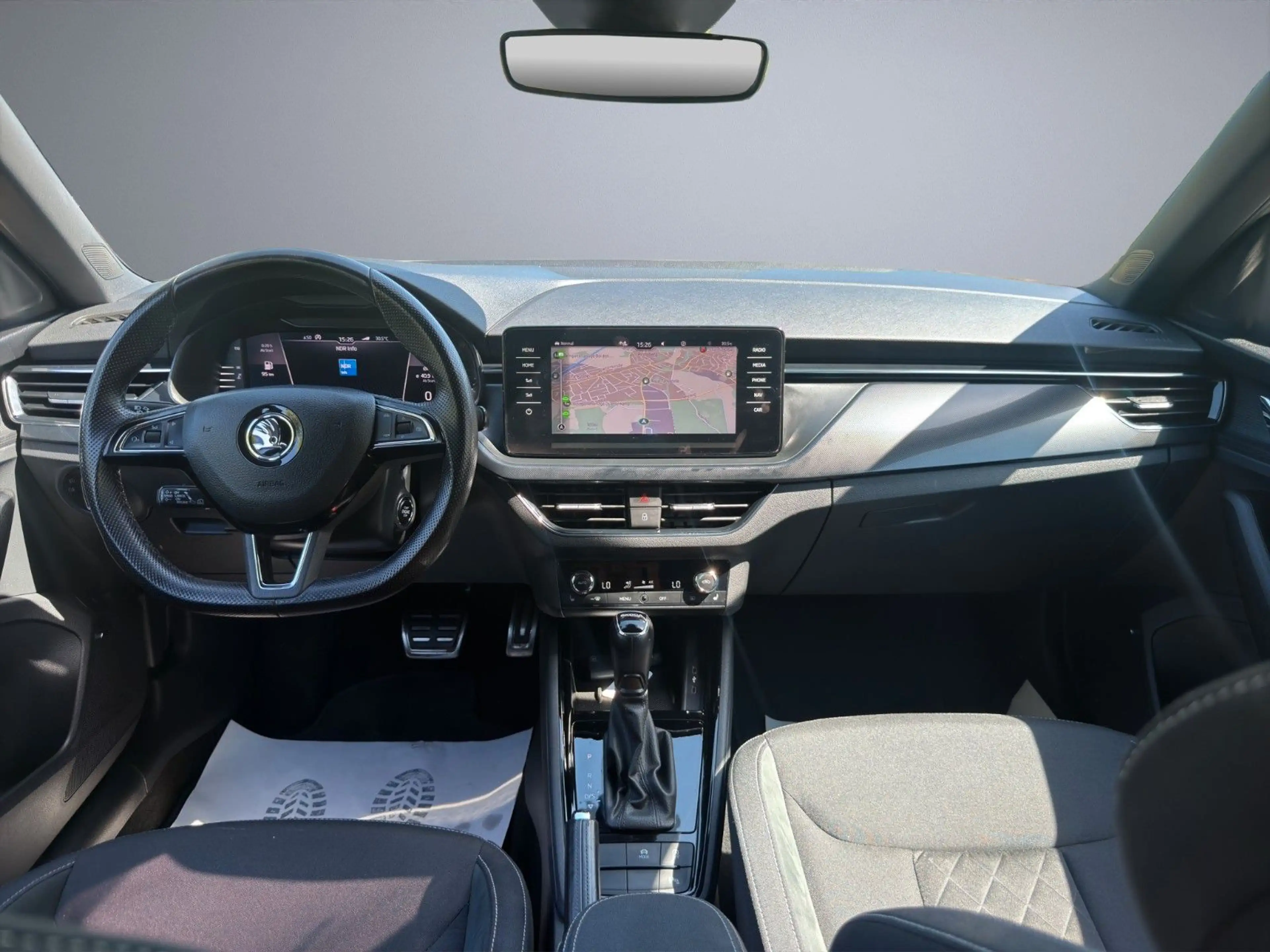 Skoda Kamiq Style DSG/LED/ACC/CarPlay/Virtual/Sound — photo 14