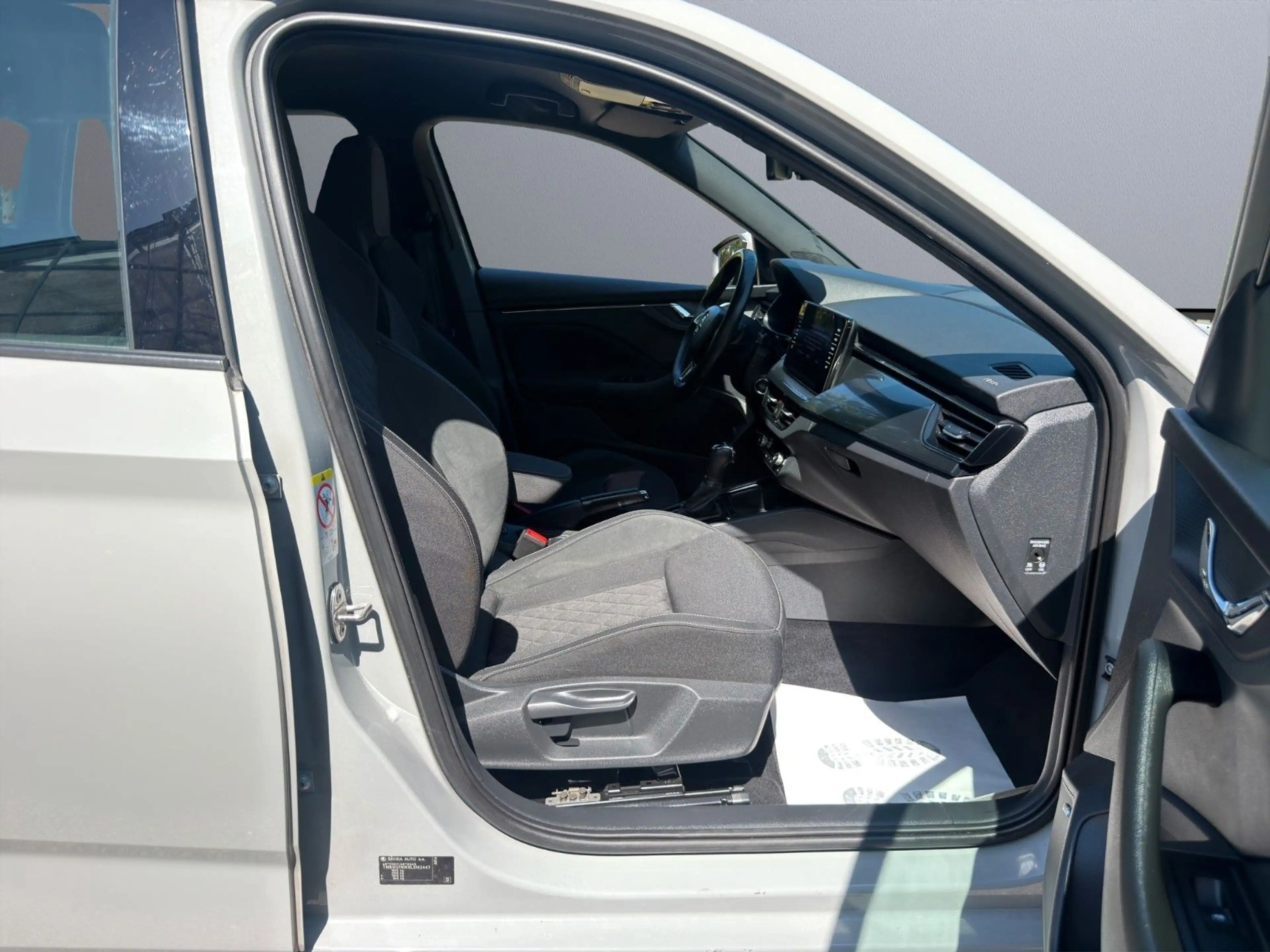 Skoda Kamiq Style DSG/LED/ACC/CarPlay/Virtual/Sound — photo 13