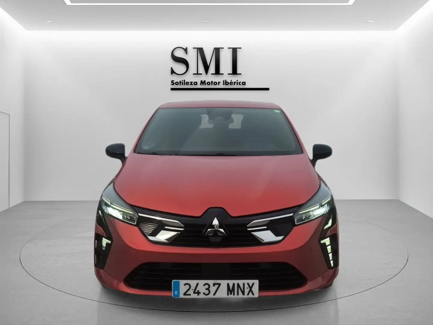 Mitsubishi Colt 100T Motion Rojo - 2