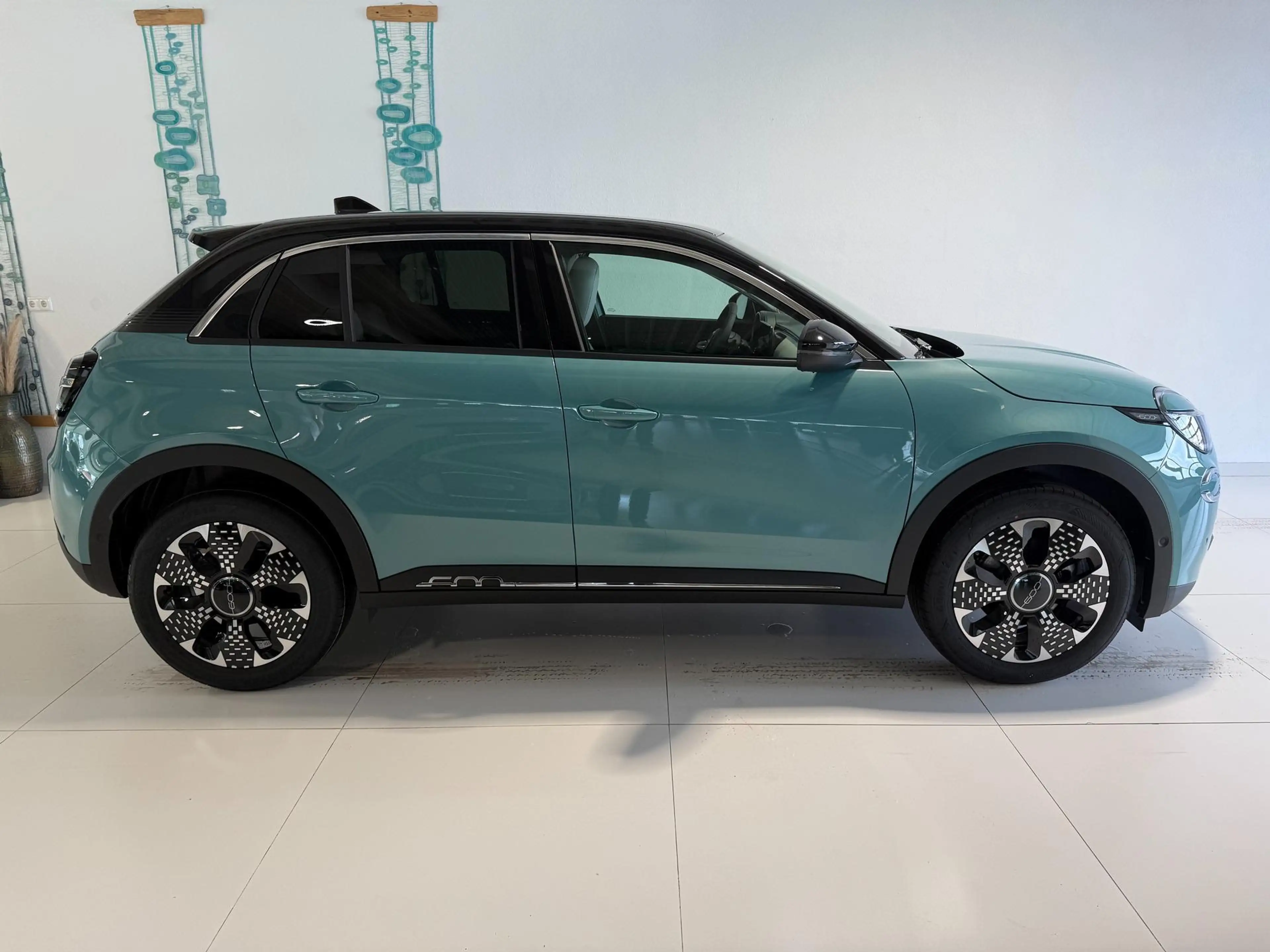 Fiat 600 La Prima Hybrid 1.2 T3 107 kW (145 PS) DCT Klim... — photo 4