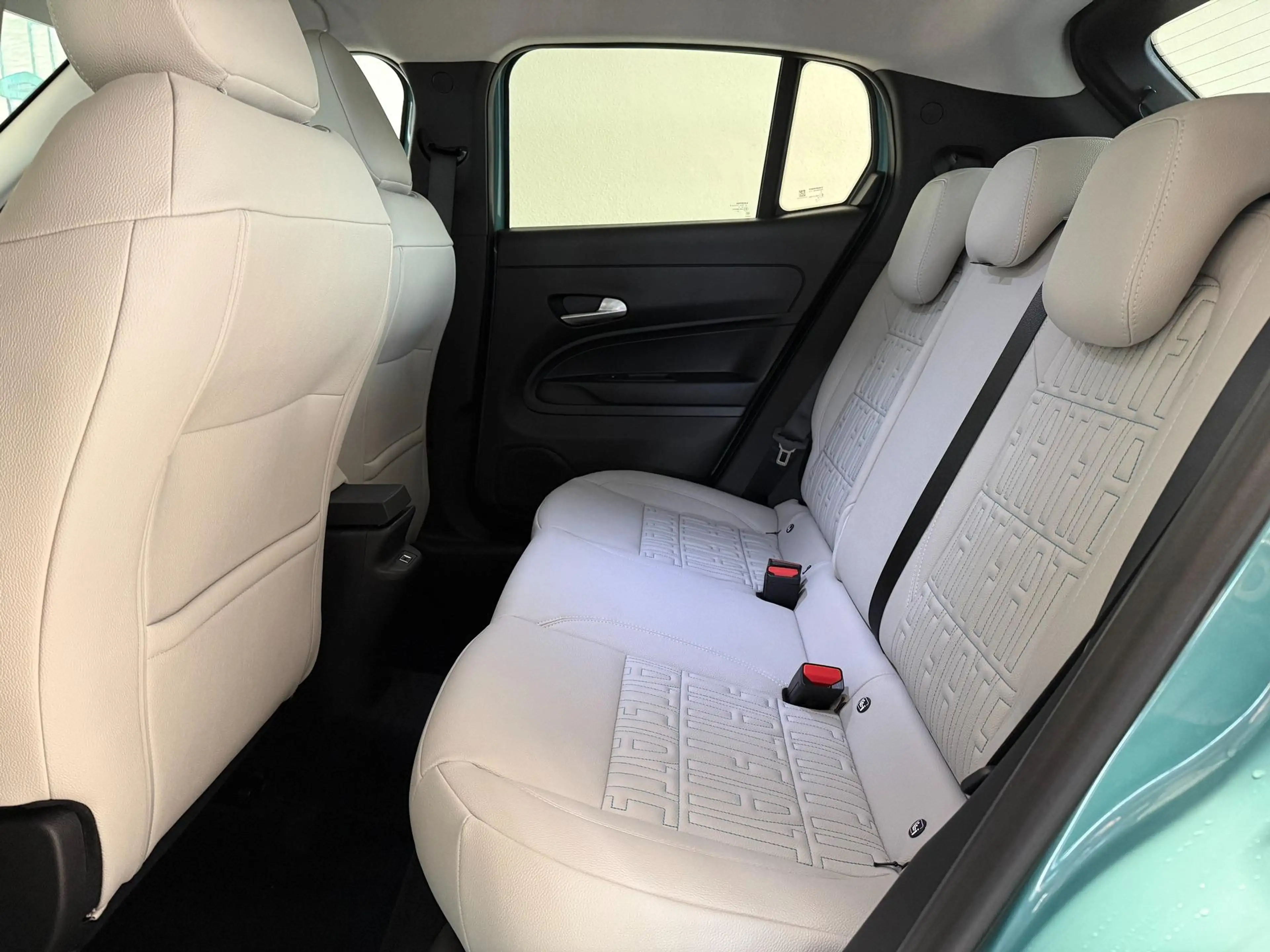Fiat 600 La Prima Hybrid 1.2 T3 107 kW (145 PS) DCT Klim... — photo 14