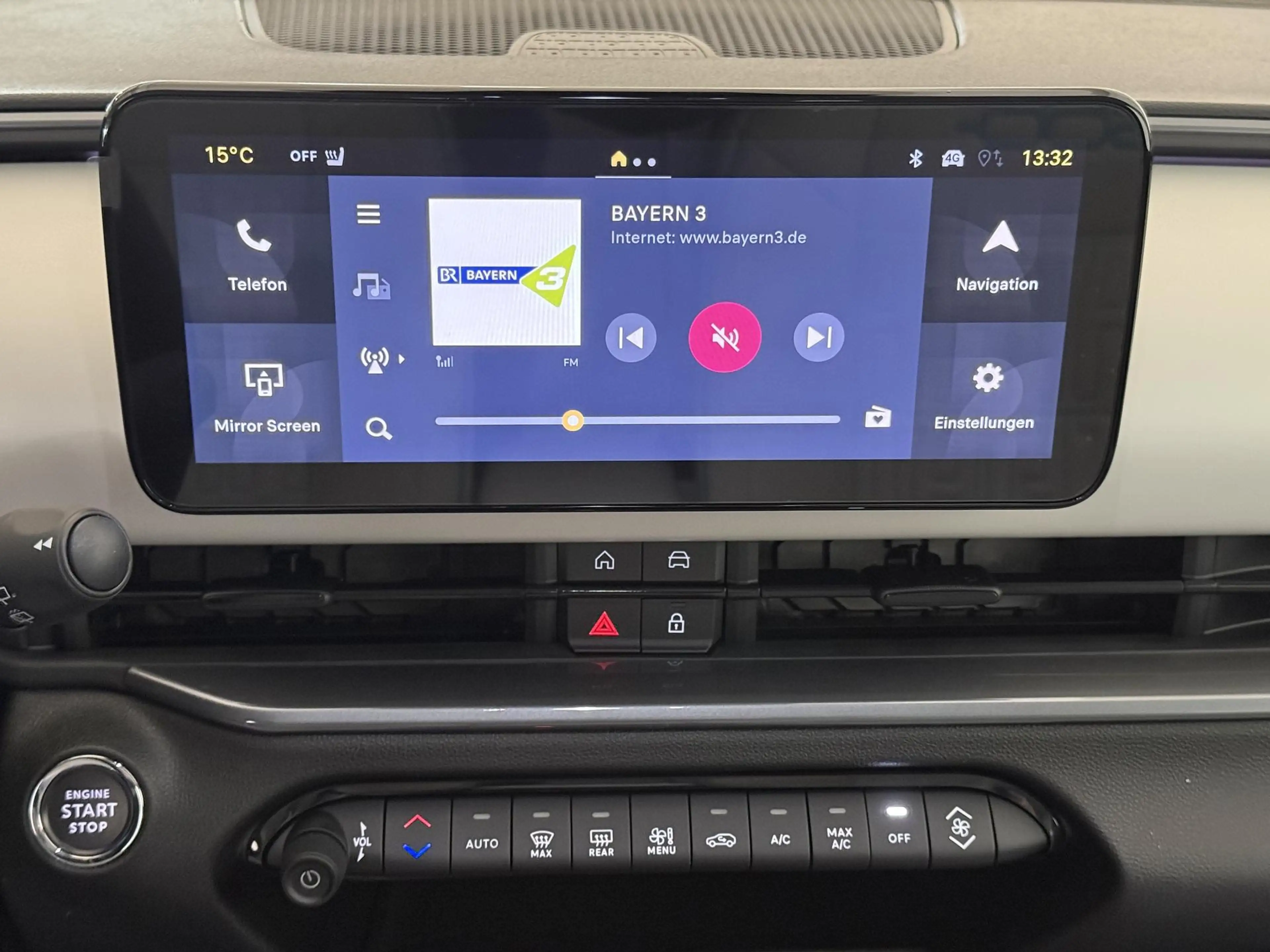Fiat 600 La Prima Hybrid 1.2 T3 107 kW (145 PS) DCT Klim... — photo 11
