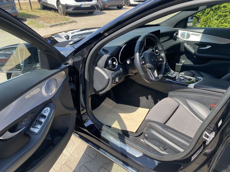 Mercedes-Benz C 220 Avantgarde — photo 10