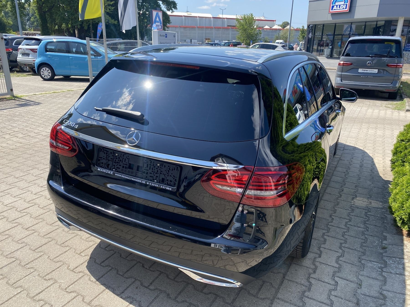 Mercedes-Benz C 220 Avantgarde — photo 4