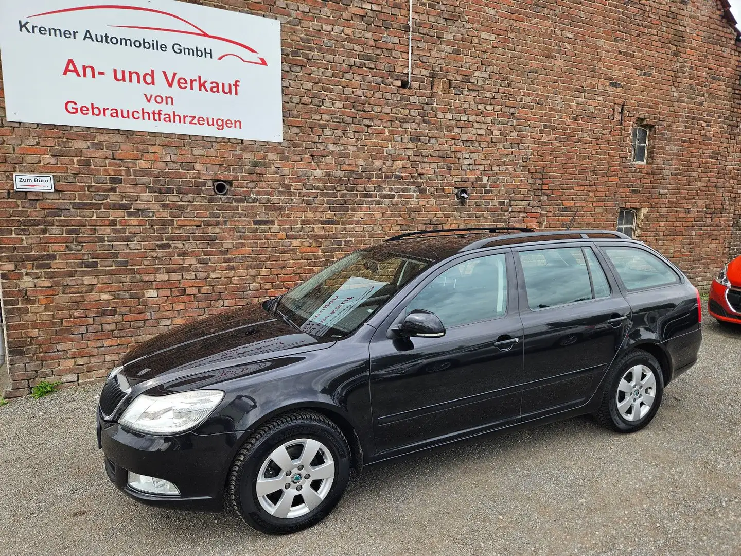 Skoda Octavia Combi Ambiente | TÜV neu Schwarz - 1
