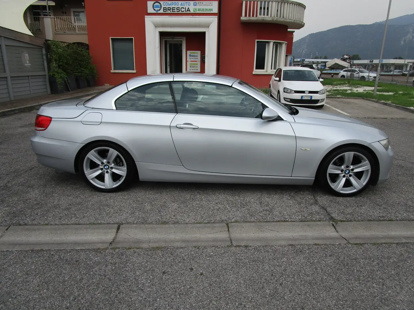BMW 320 Serie 3 E93 Cabrio 320i Benzina 170cv Argento - 1