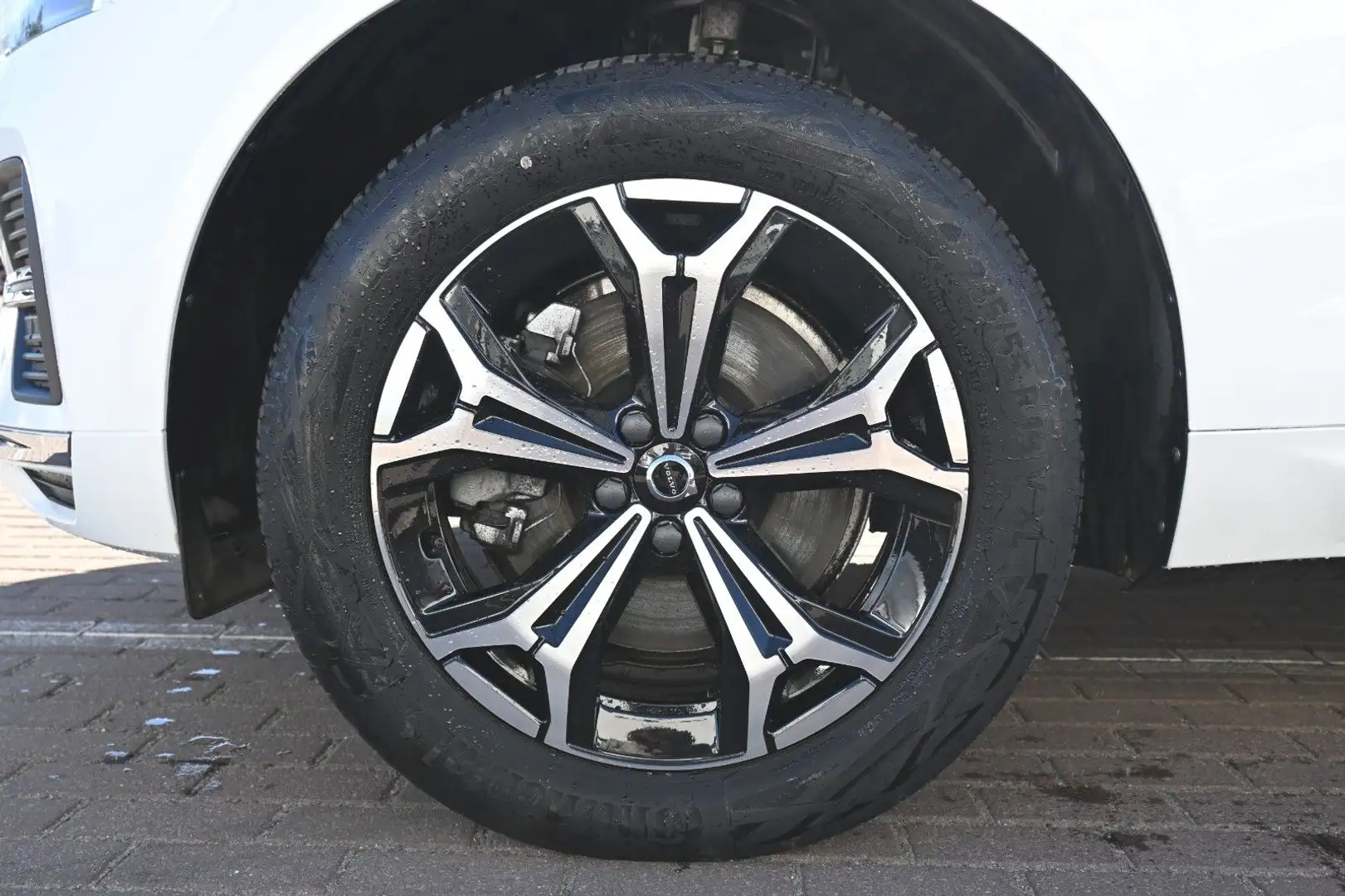 Volvo XC60 T6 RC Inscription Expression*FSHZG*RFK*ACC Weiß - 2