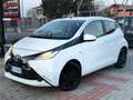 Toyota Aygo Aygo 1.0 VVT-i 69 CV 5 porte x-play Bianco - thumbnail 2