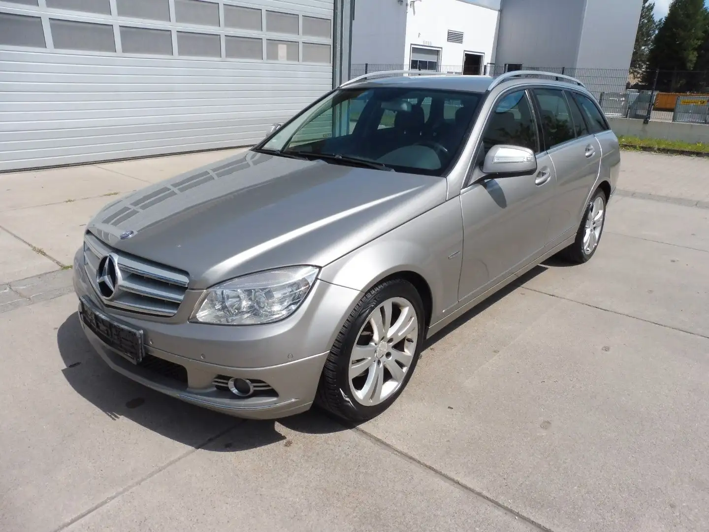 Mercedes-Benz C 200 CDI T AVANTGARDE Euro 4 Gris - 1