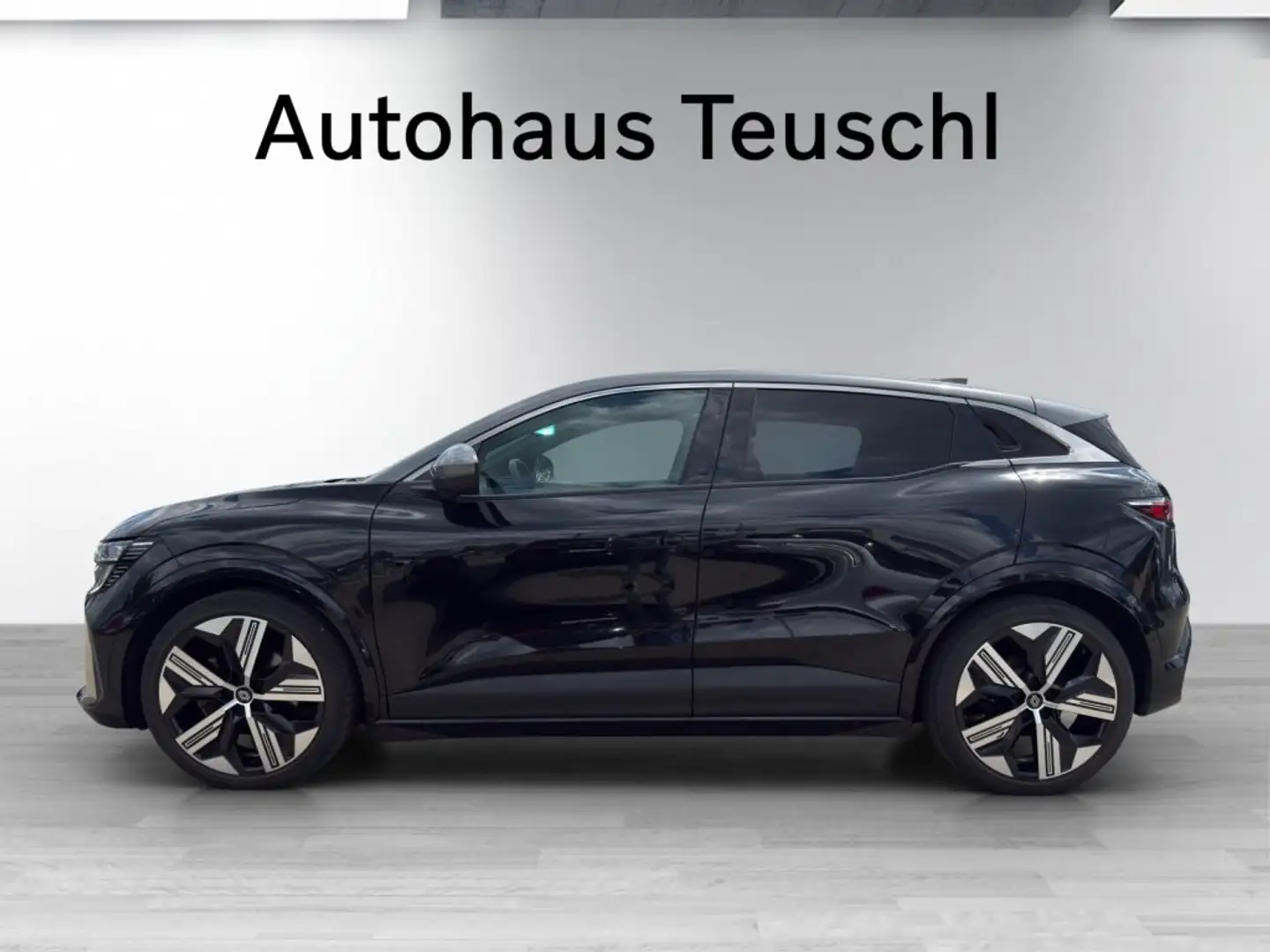 Renault Megane E-TECH Iconic Schwarz - 2