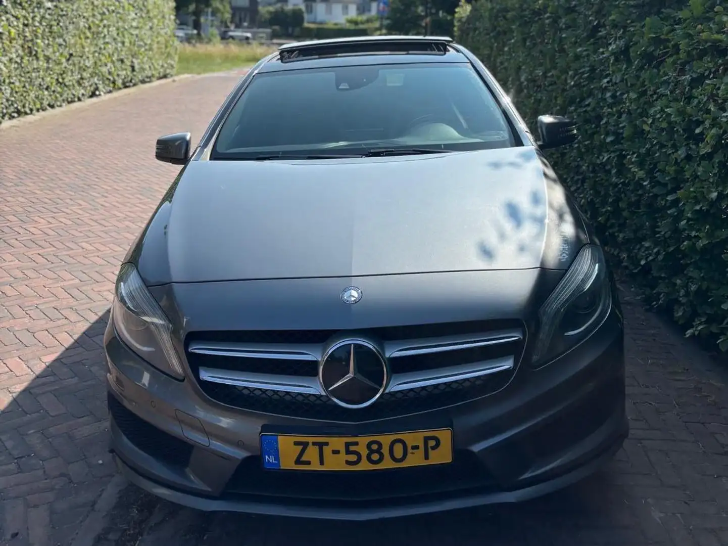 Mercedes-Benz A 220 A 220 Prestige Grijs - 2