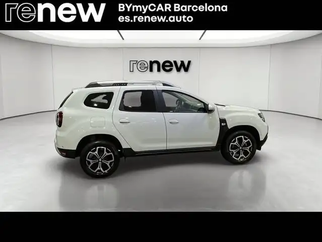 Dacia Duster view 2