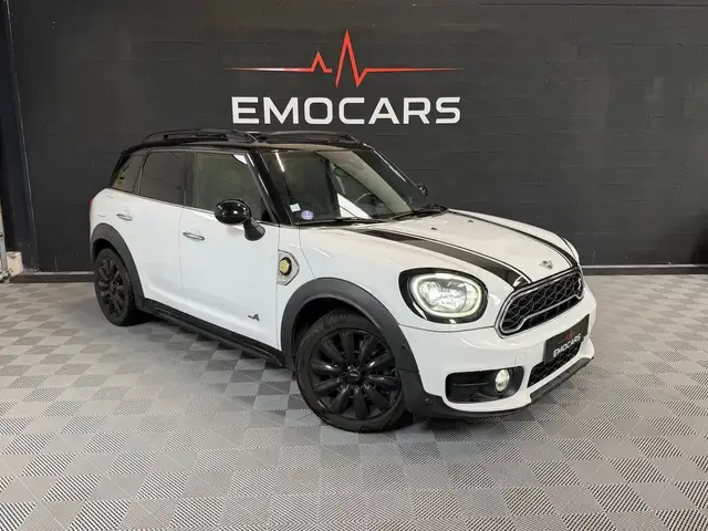 MINI One COUNTRYMAN S E ALL4 224CV 136%2B88cv