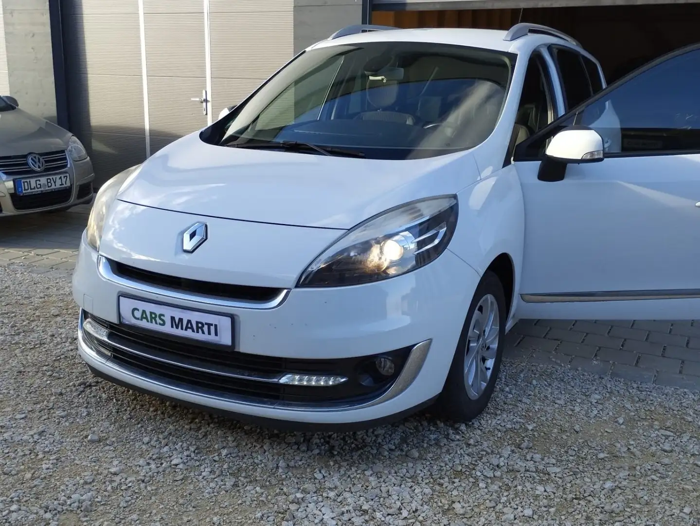 Renault Grand Scenic dCi 150 FAP Aut. Bose Edition Weiß - 1