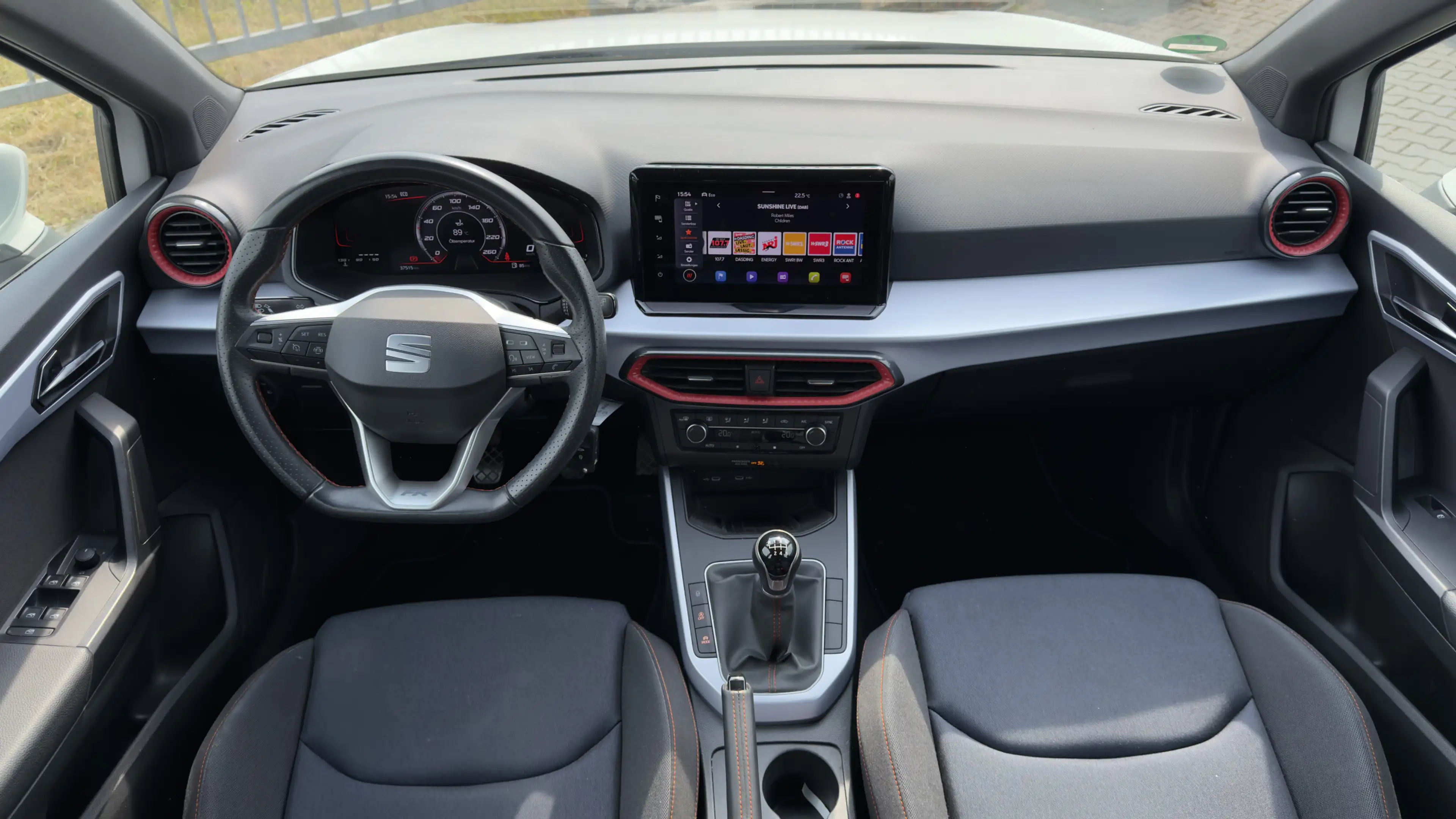 SEAT Arona 1.0 TSI FR Virtual Navi Apps PDC LED — photo 9