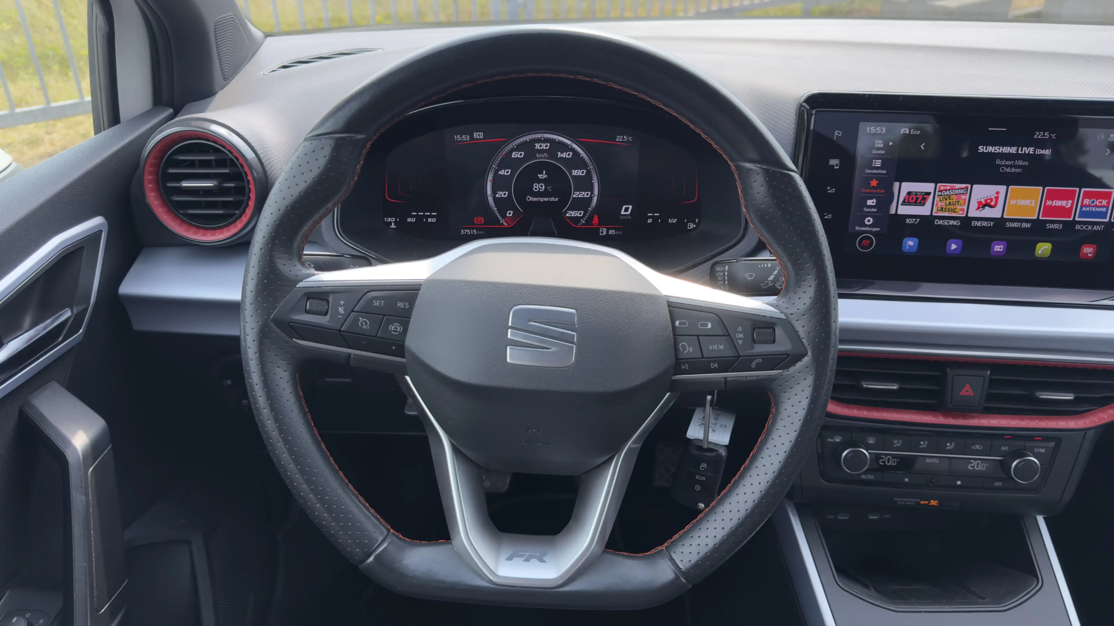 SEAT Arona 1.0 TSI FR Virtual Navi Apps PDC LED — photo 7