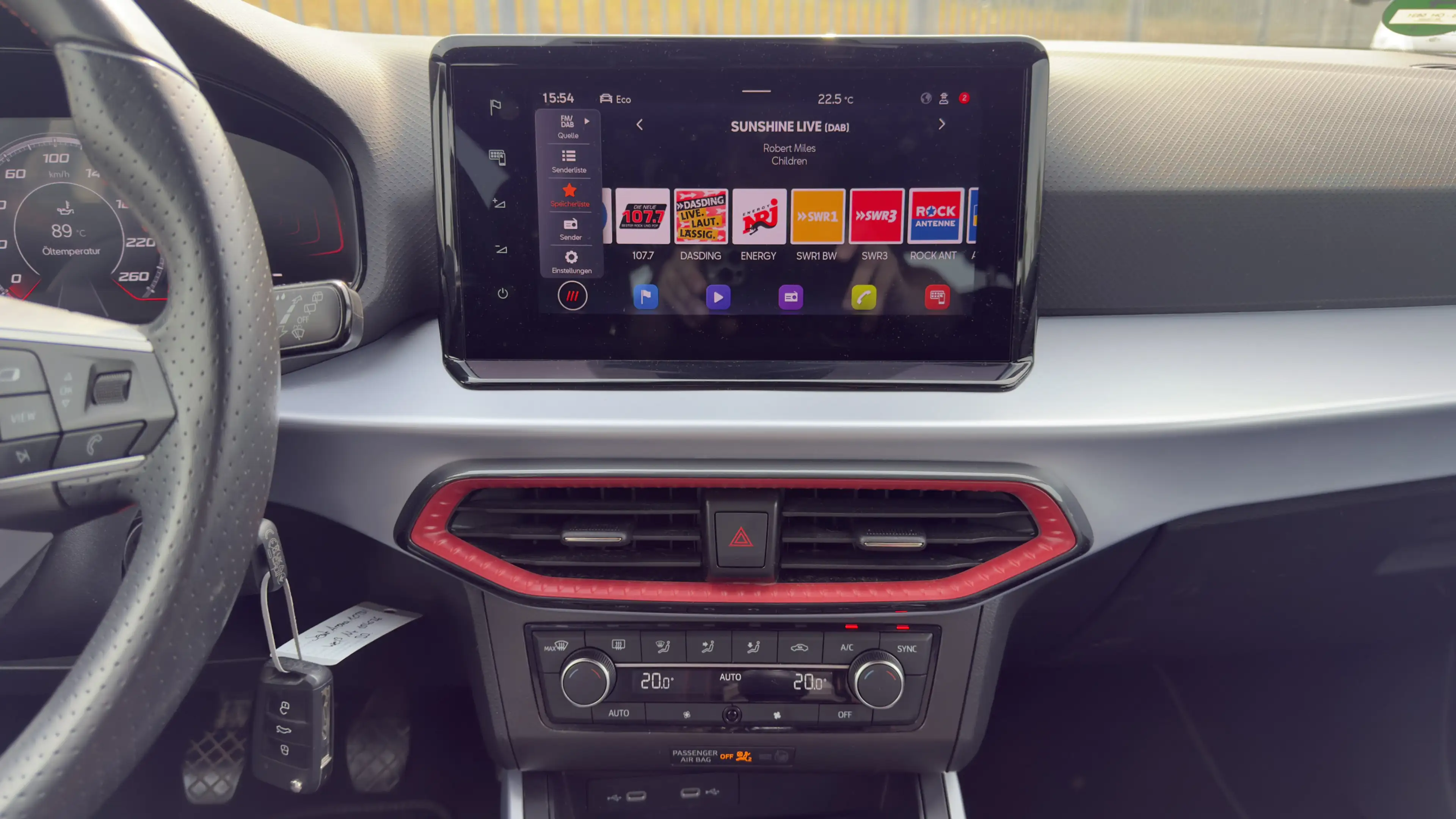 SEAT Arona 1.0 TSI FR Virtual Navi Apps PDC LED — photo 8
