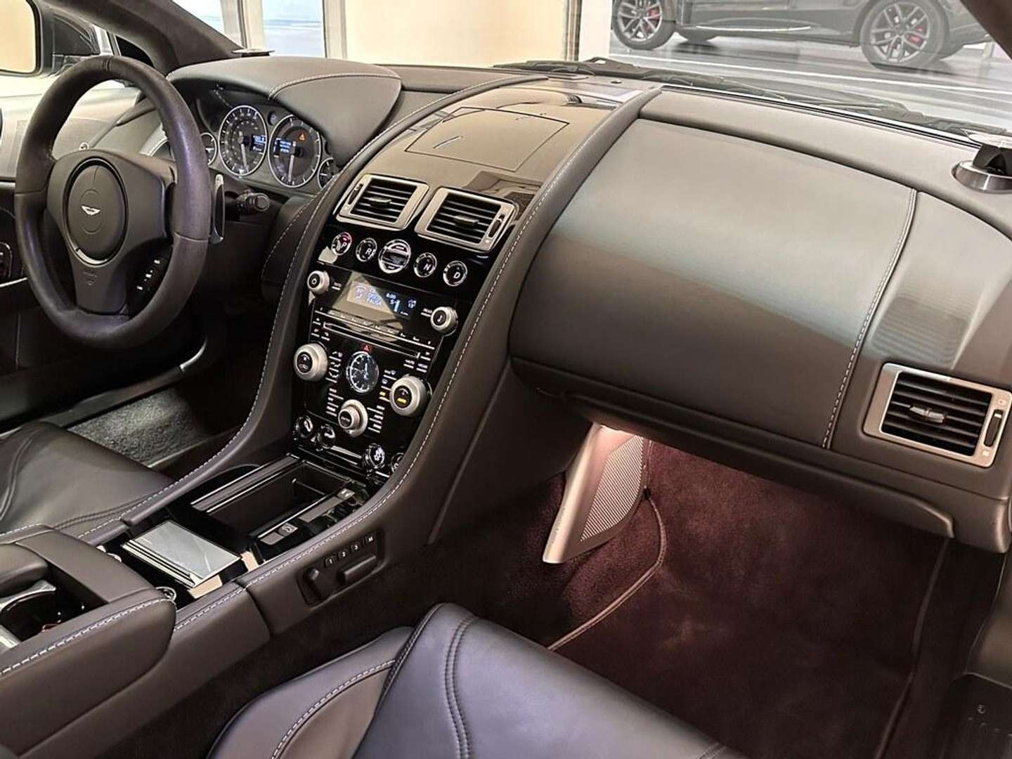 Aston Martin DBS Coupé 6.0 -  - Joinsteer - #3