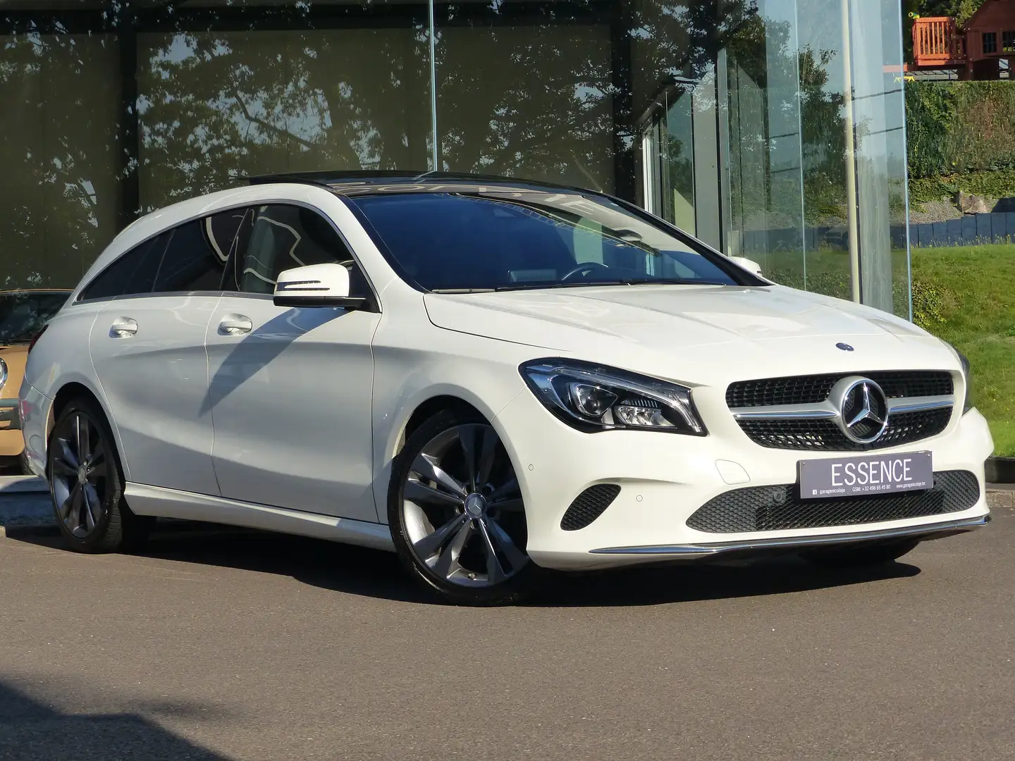 Mercedes-Benz CLA 180 PACK AMG Blanc - 1