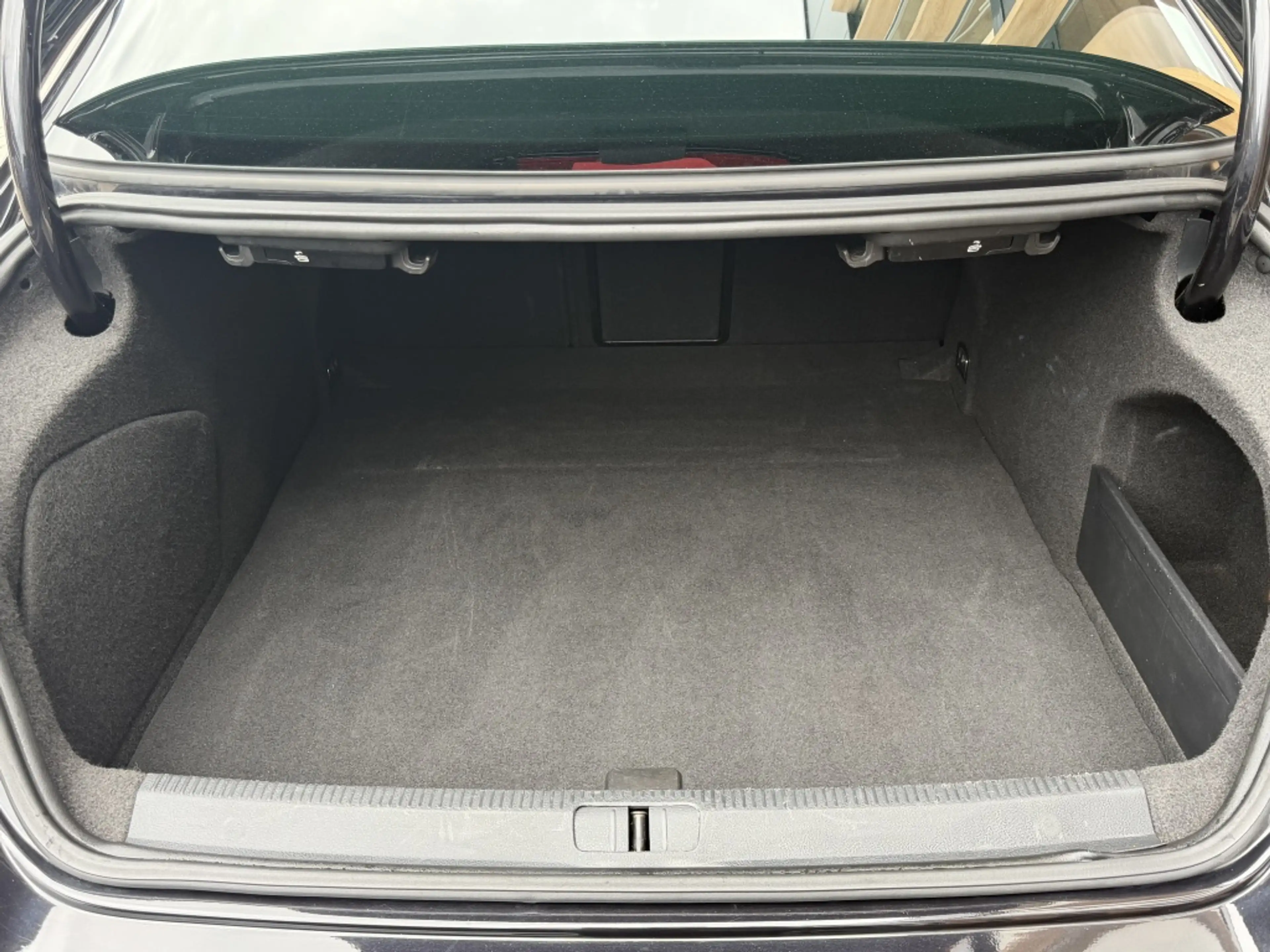 Volkswagen CC 3.6 V6 4Motion — photo 8