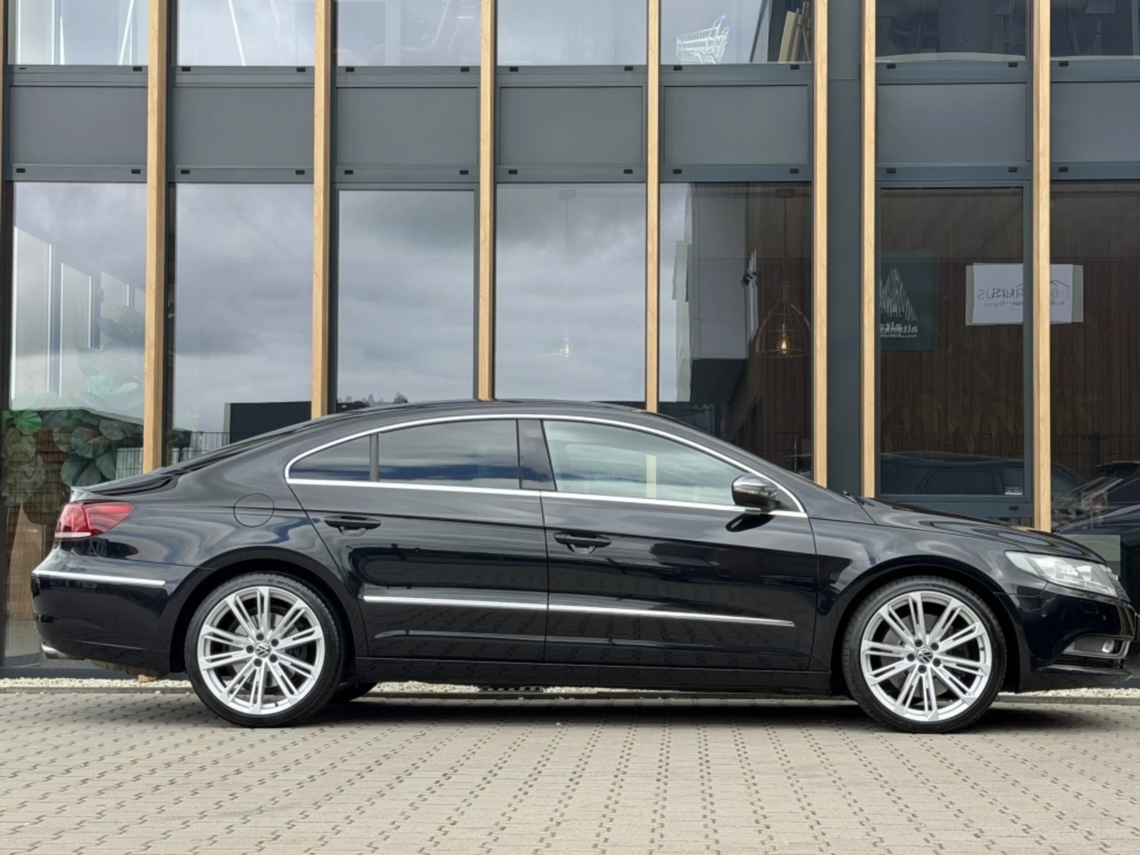 Volkswagen CC 3.6 V6 4Motion — photo 10