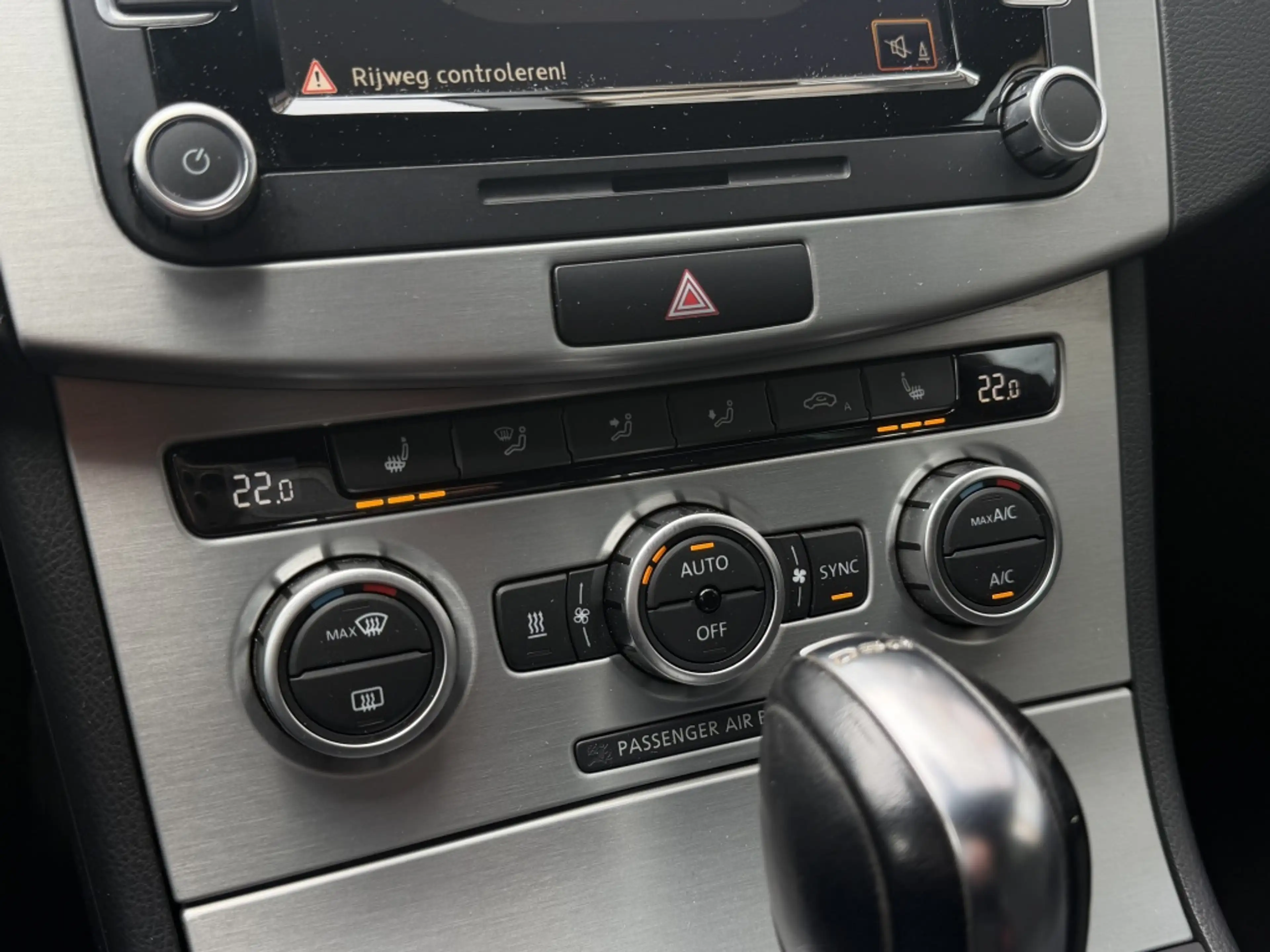 Volkswagen CC 3.6 V6 4Motion — photo 20