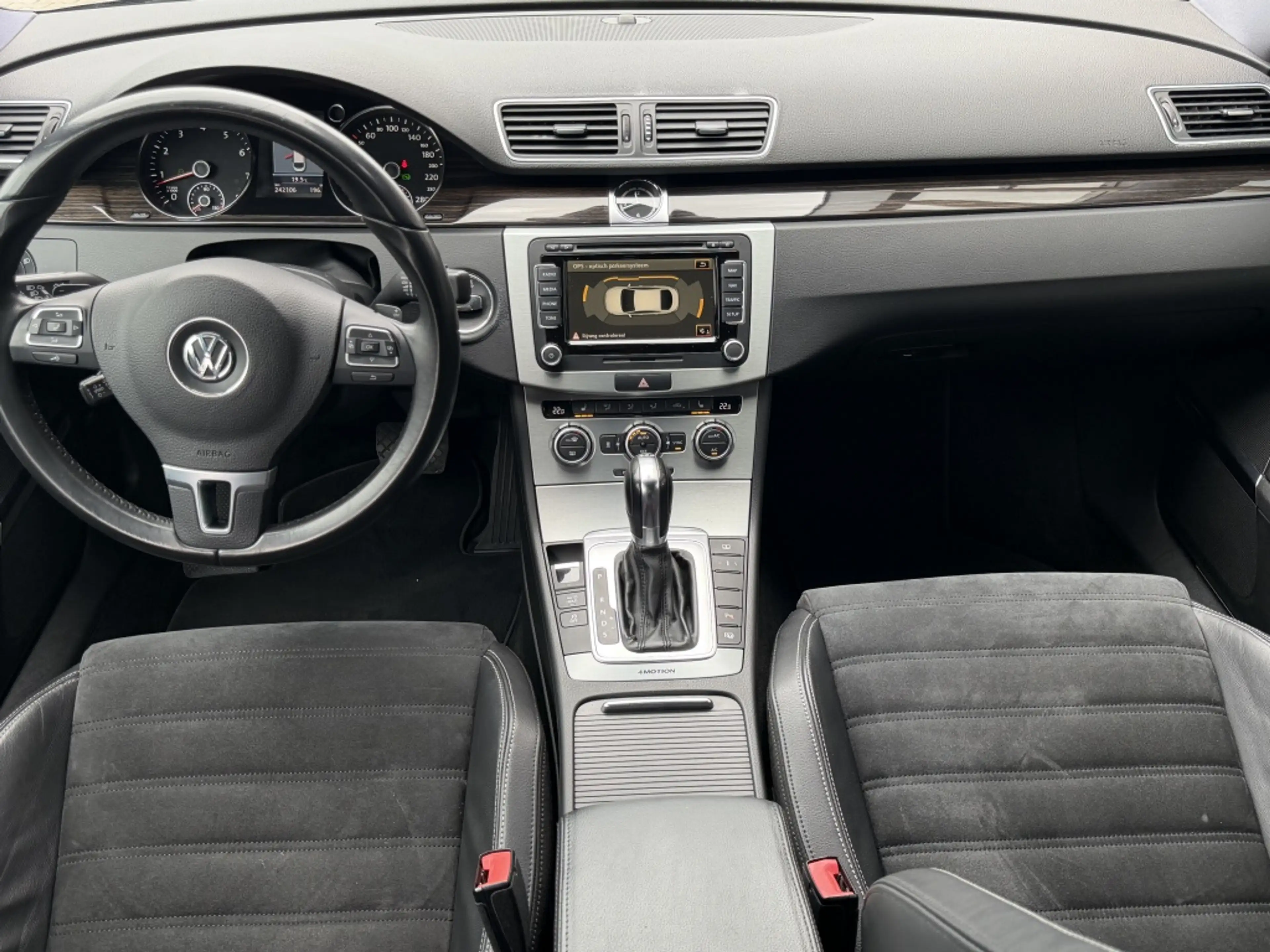 Volkswagen CC 3.6 V6 4Motion — photo 3
