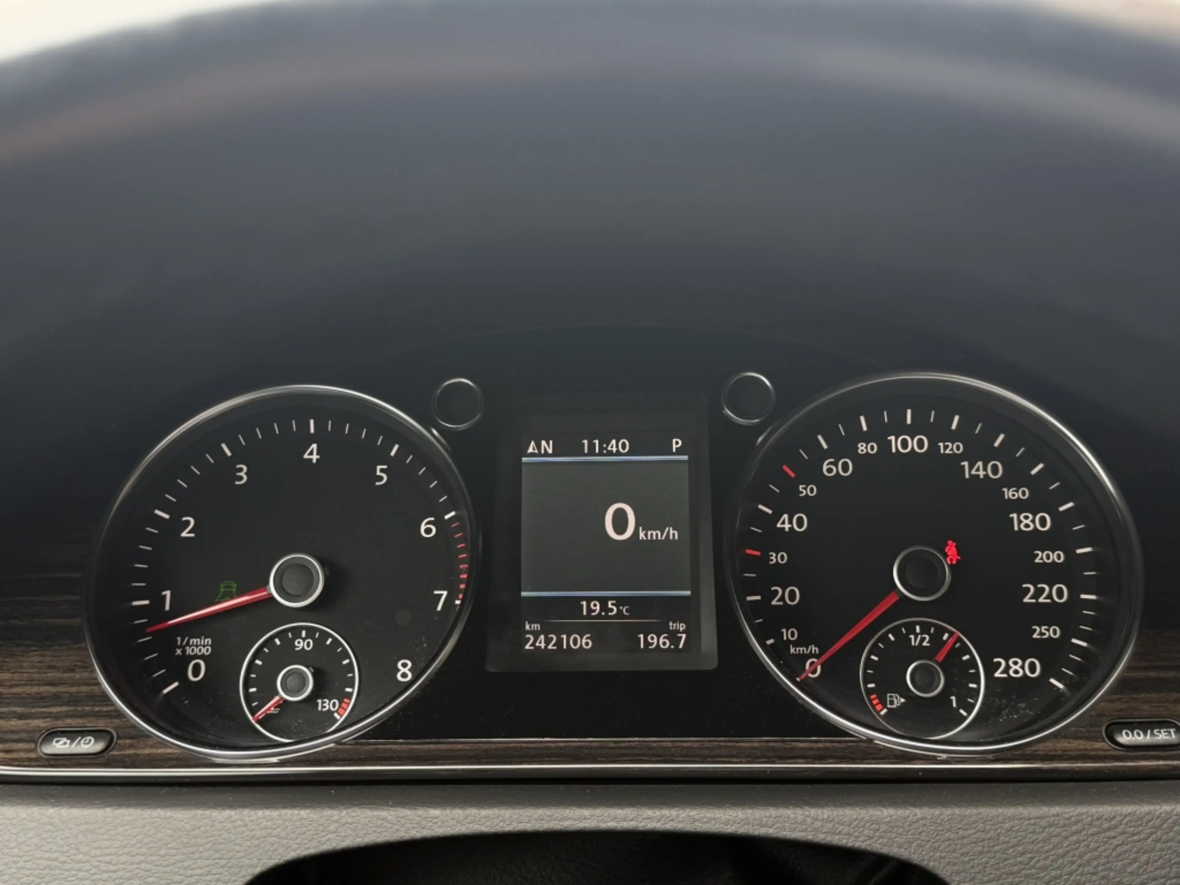 Volkswagen CC 3.6 V6 4Motion — photo 17