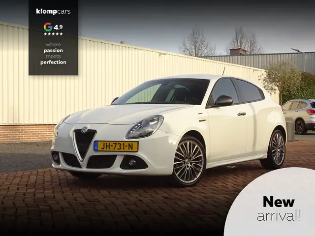 Alfa Romeo Giulietta 1.4 Turbo | Schaalstoelen | Sprint | 18" | Dyn.Cli