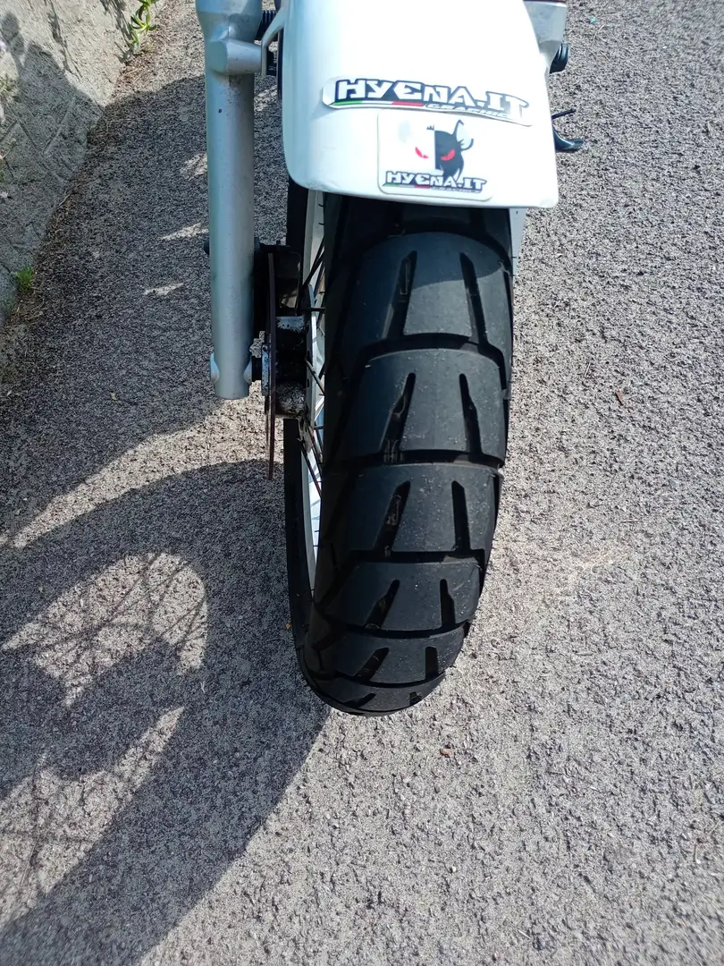 Suzuki VanVan 125 Grigio - 2