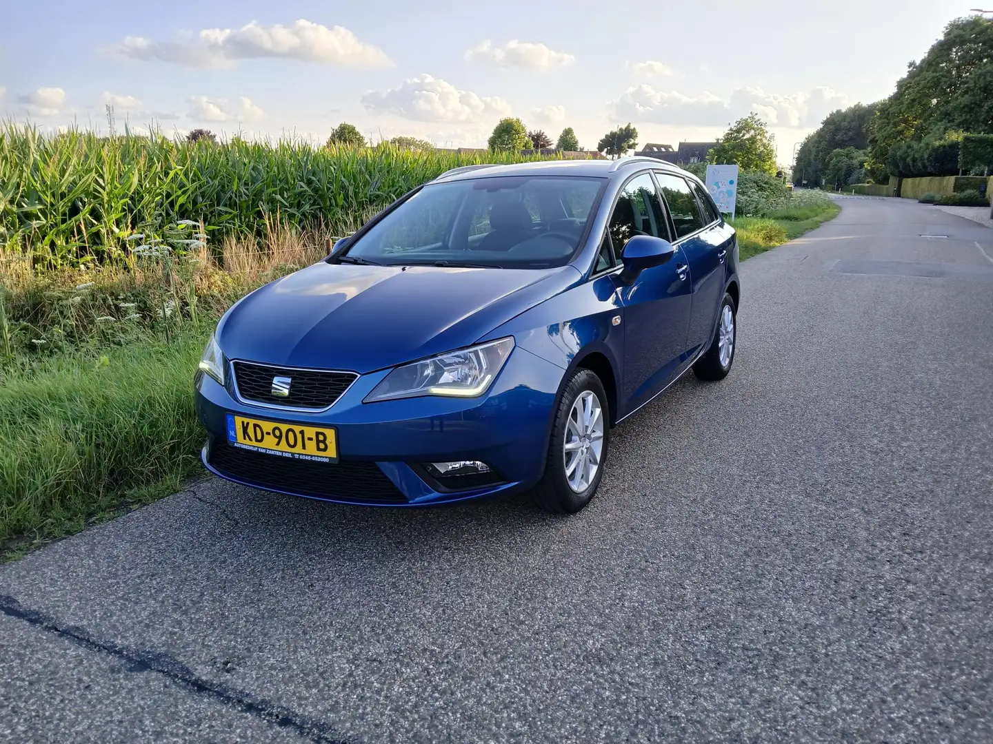 SEAT Ibiza ST 1.0 EcoTSI Style Connect Navigatie, Trekhaak, 1 Blauw - 2
