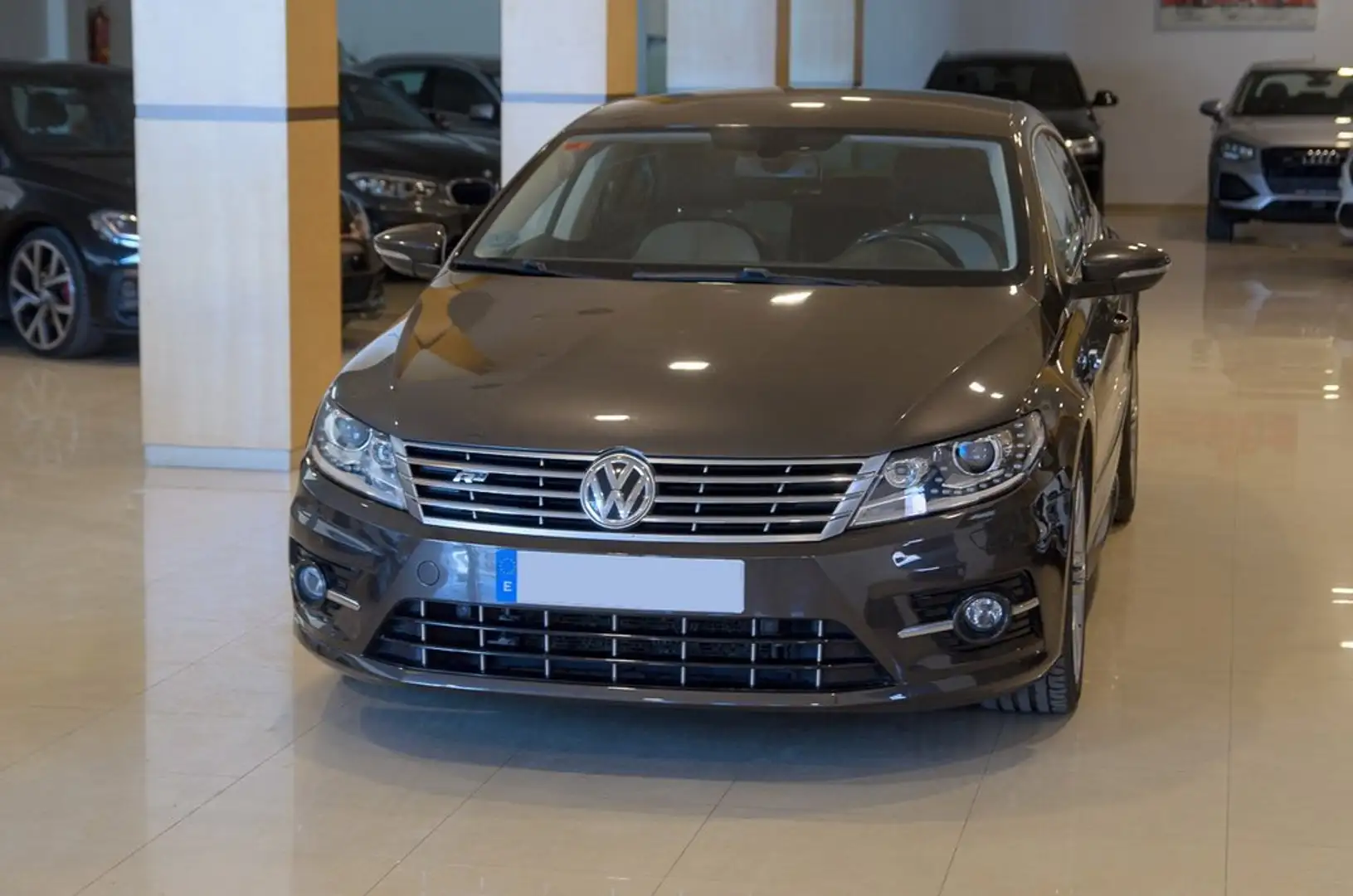 Volkswagen CC 2.0TDI BMT R LINE DSG 184 Marrón - 2