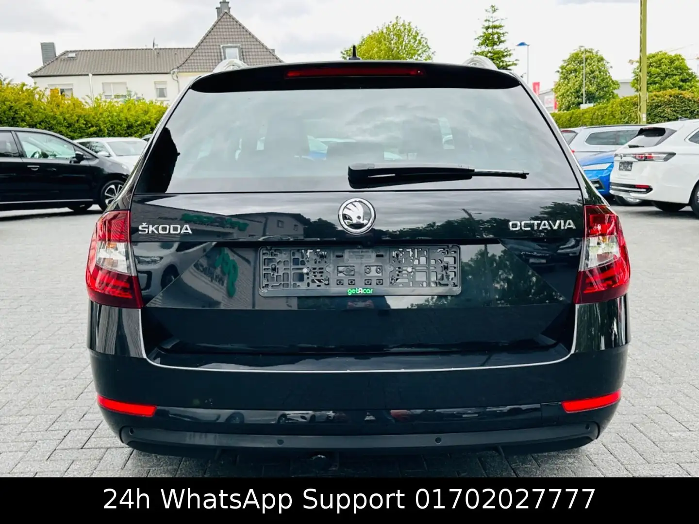 Skoda Octavia Combi Premium Edition*LEDER*STANDHEIZ*AH Schwarz - 2